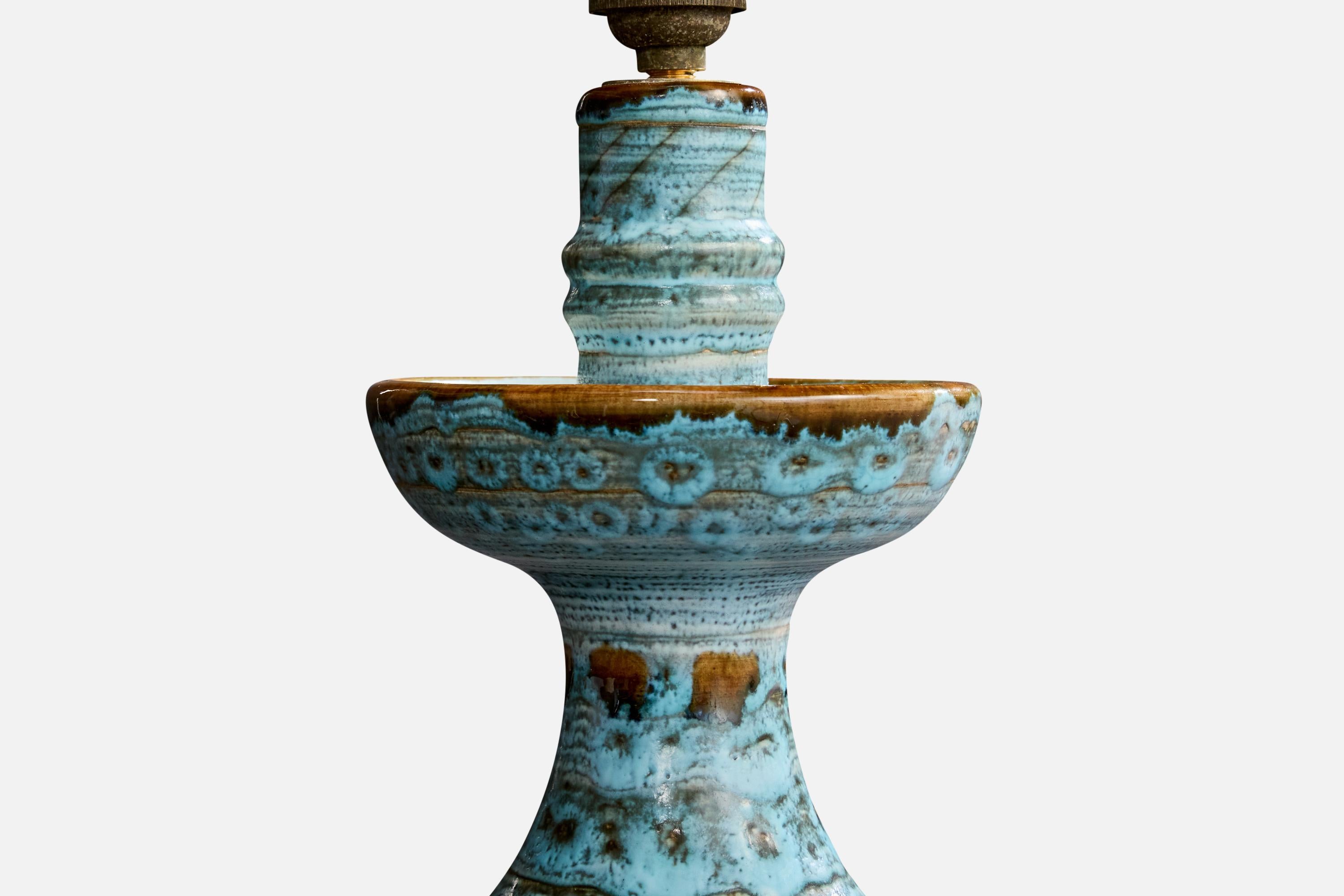 Metà XX secolo Lampada da tavolo di design francese, ceramica, ottone, Francia, anni '50 in vendita