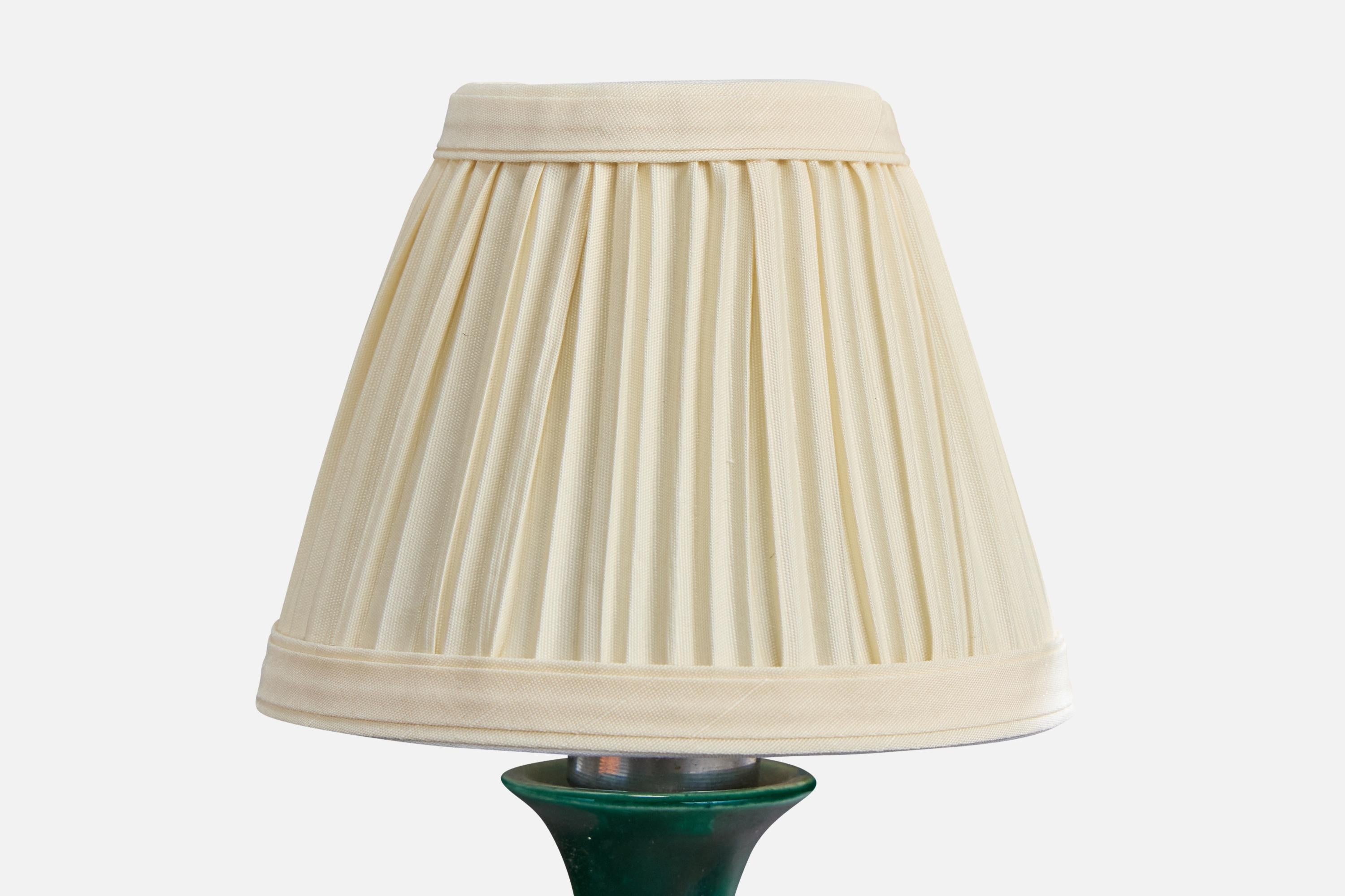 French Designer, Table Lamp, Ceramic, Metal, Fabric, France, 1960s In Good Condition For Sale In High Point, NC