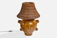 Französischer Designer, Tischlampe, Keramik, Rattan, Frankreich, 1970er Jahre