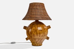 Französischer Designer, Tischlampe, Keramik, Rattan, Frankreich, 1970er Jahre