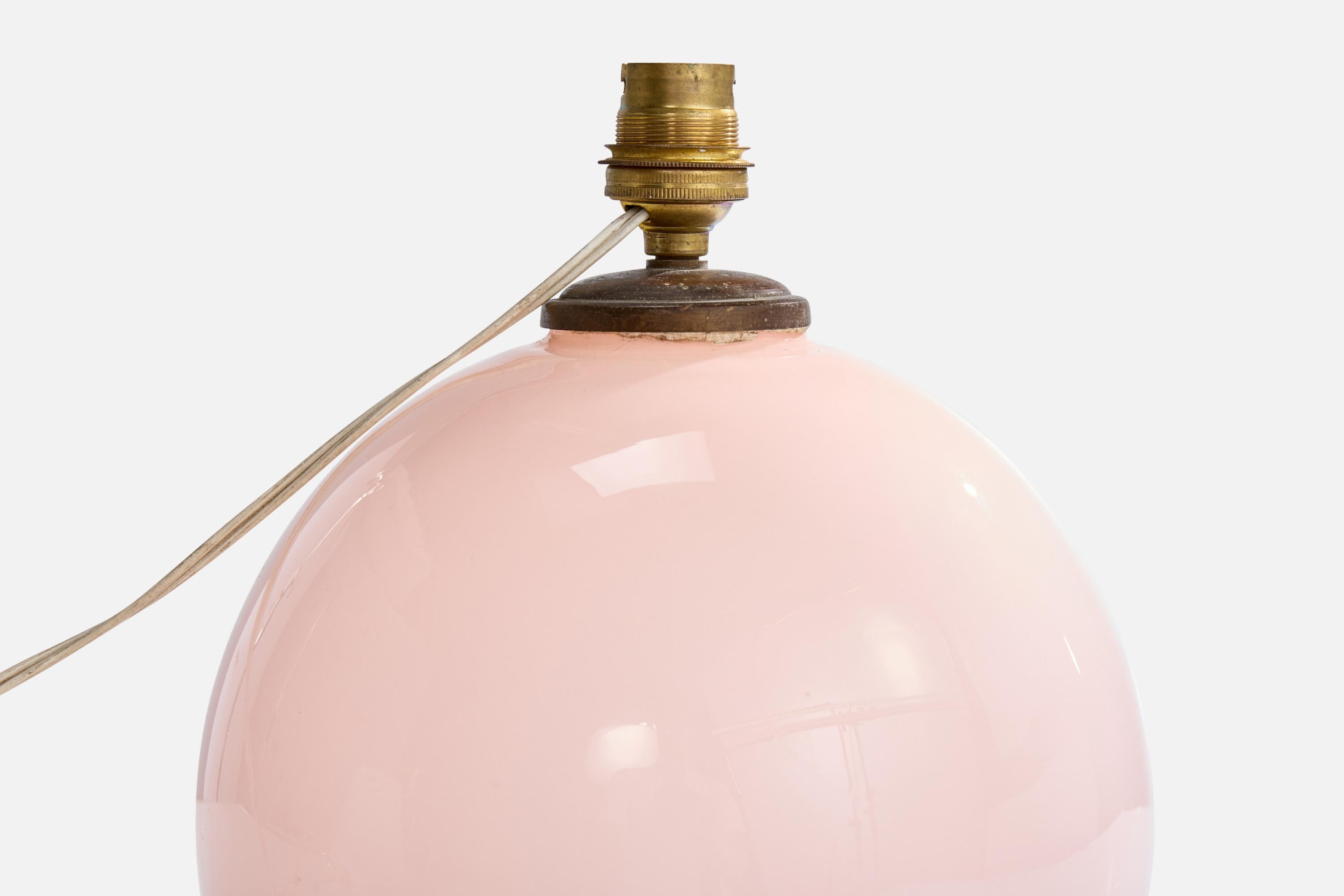 Milieu du XXe siècle Designer français, lampe de bureau, verre, laiton, France, années 1930 en vente