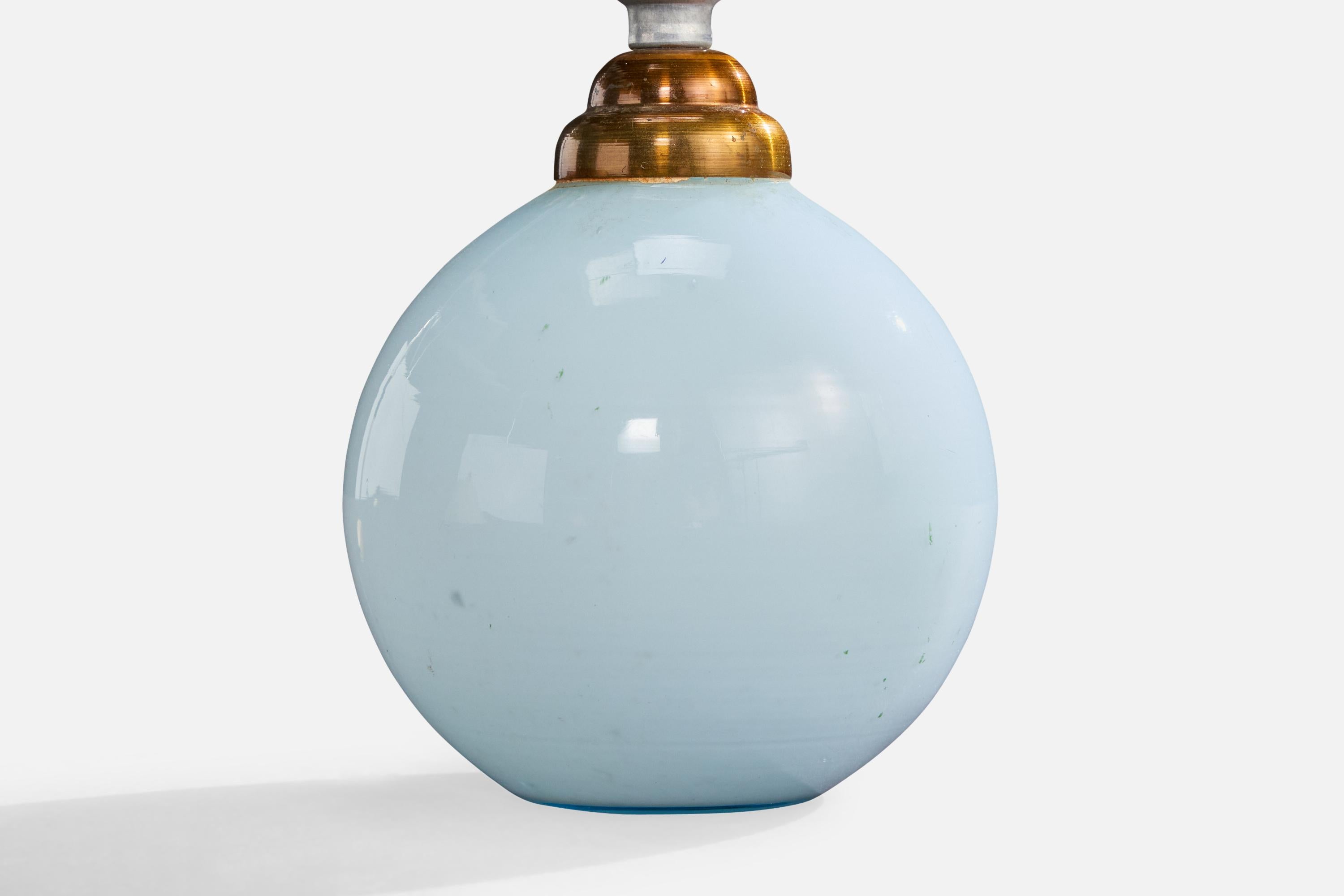 Milieu du XXe siècle Designer français, lampe de bureau, verre, laiton, France, années 1940 en vente