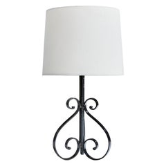 Französischer Designer, Tischlampe, Eisen, Messing, Frankreich, 1940er Jahre
