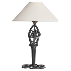 Französischer Designer, Tischlampe, Eisen, Frankreich, 1950er Jahre