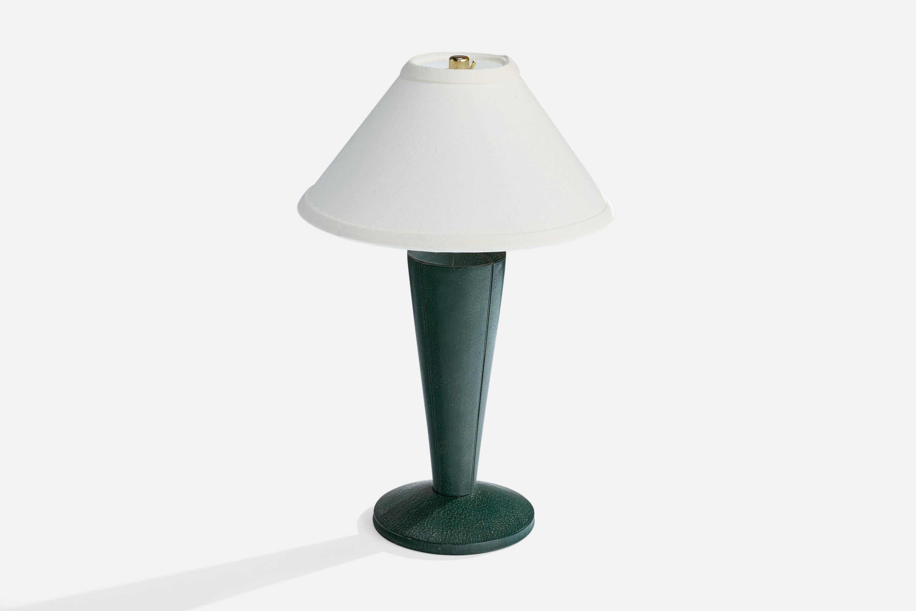 Mid-Century Modern French Designer, Table Lamp, Leather, Brass, France, 1950s For Sale
