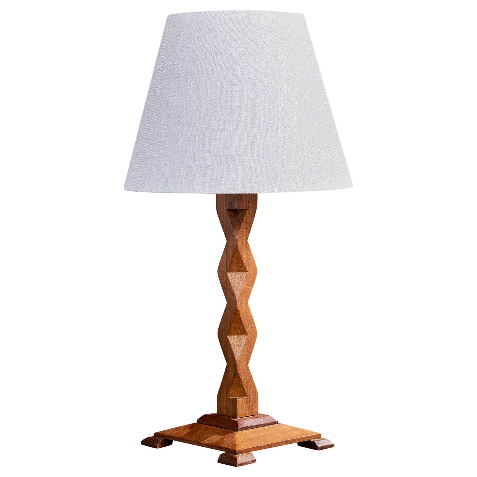 Diseñador francés, Lámpara de mesa, Madera, Latón, Francia, Años 50