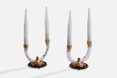Designer français, lampes de table, laiton, acrylique, verre, France, années 1950