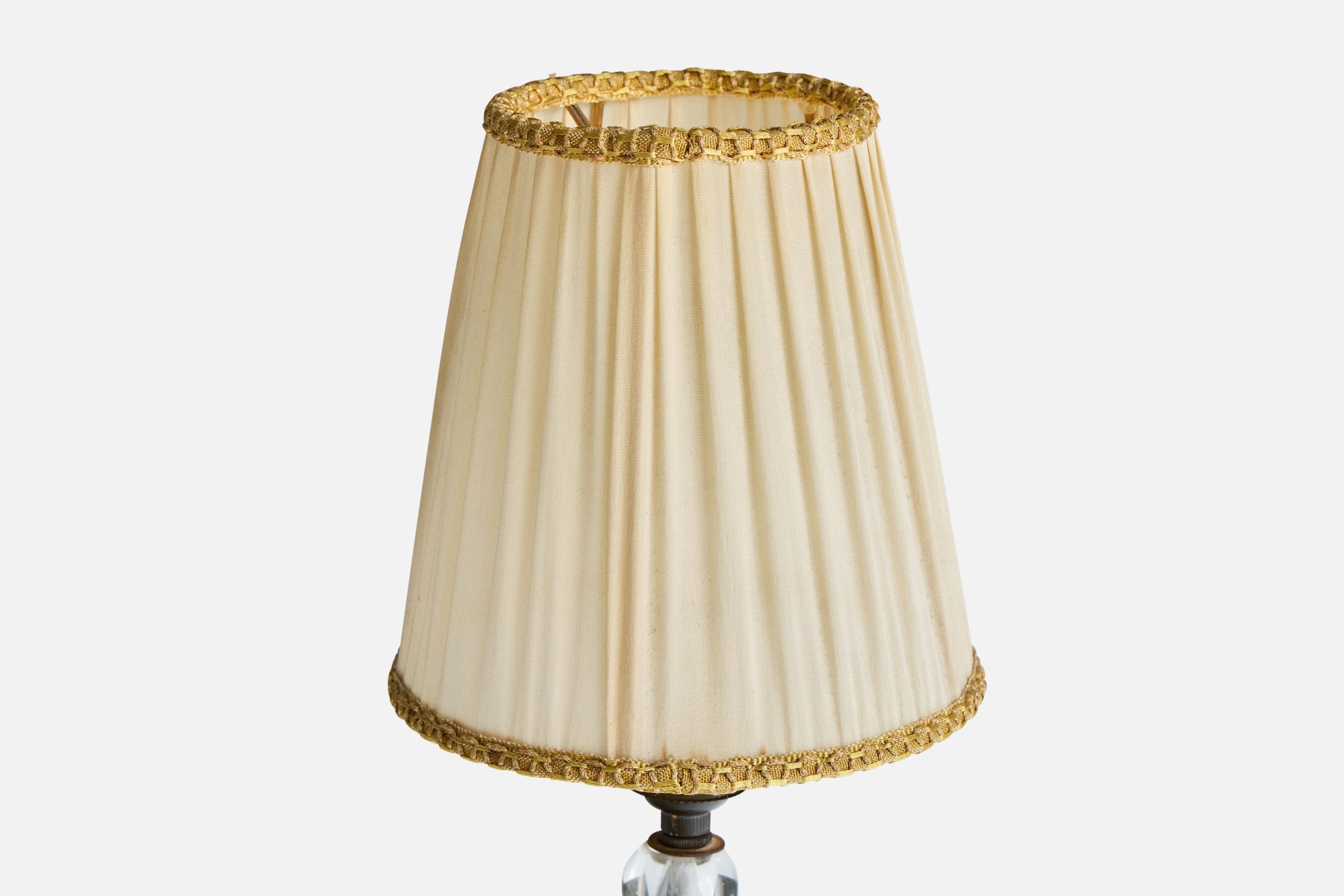 Lampade da tavolo di design francese, ottone, vetro, tessuto, Francia, anni '50 In condizioni buone in vendita a High Point, NC