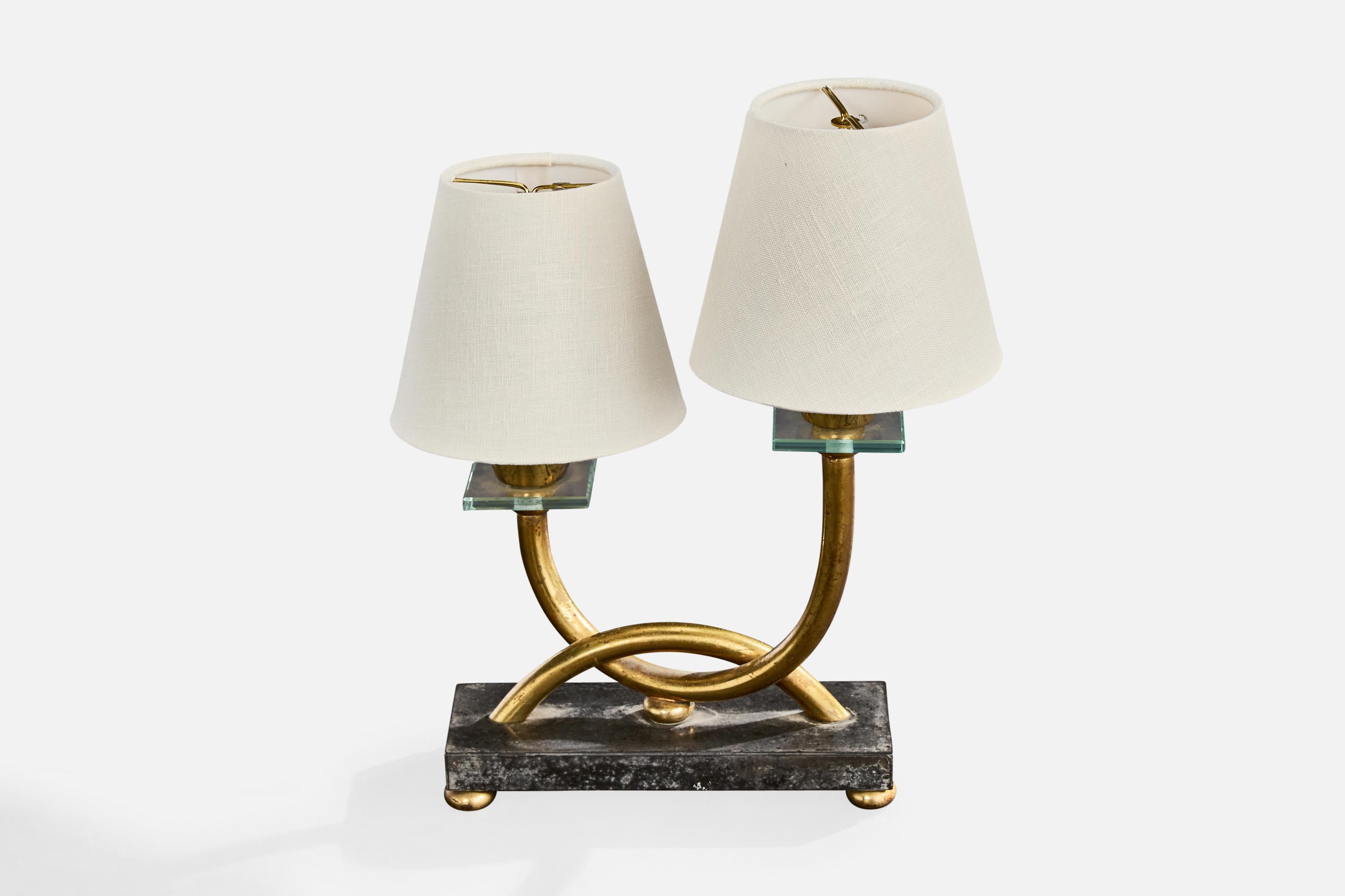 Français Designer français, lampes de table, laiton, verre, marbre, tissu, France, années 1940 en vente