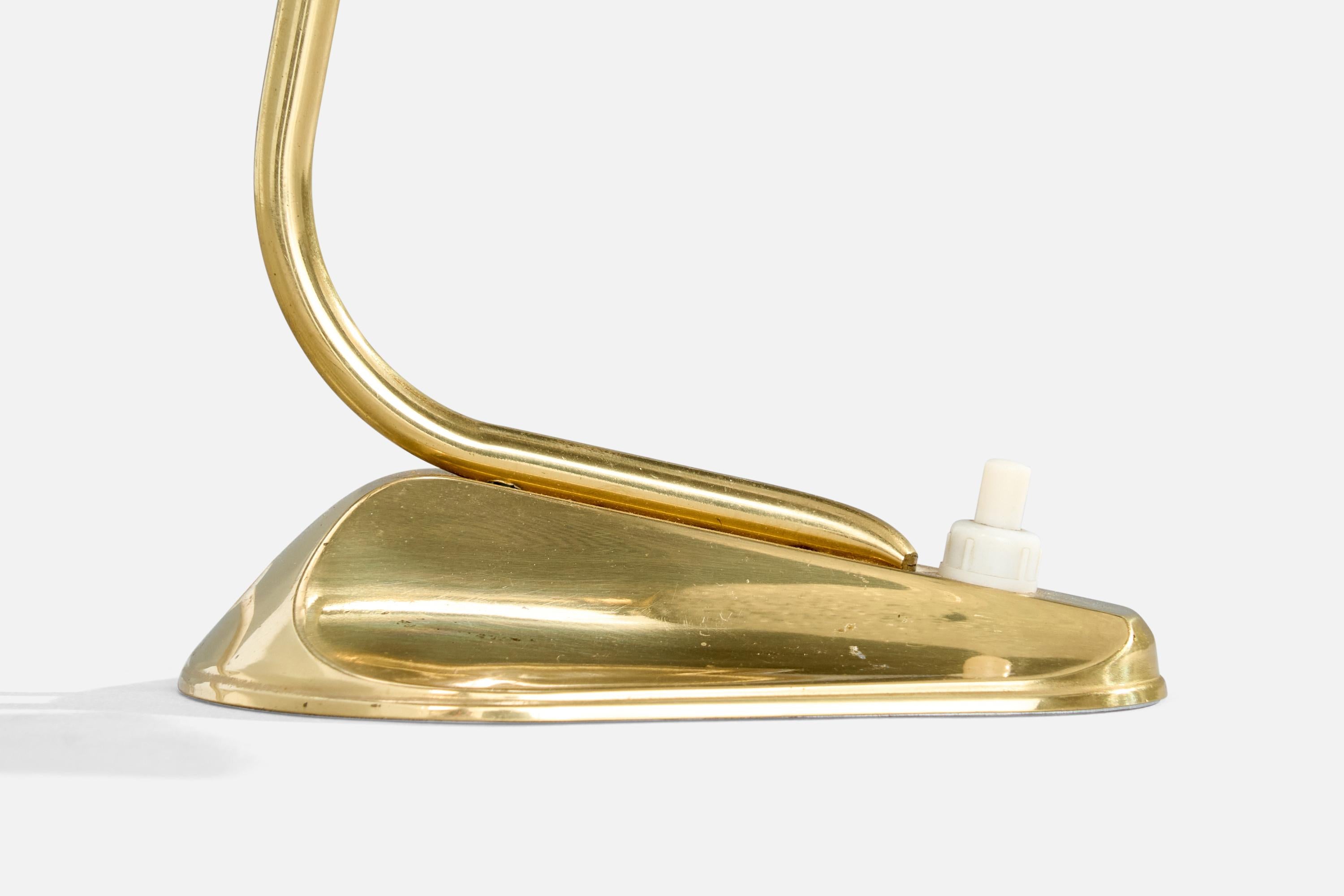 Designer français, lampes de table, laiton, résine plastique, France, années 1950 en vente 3