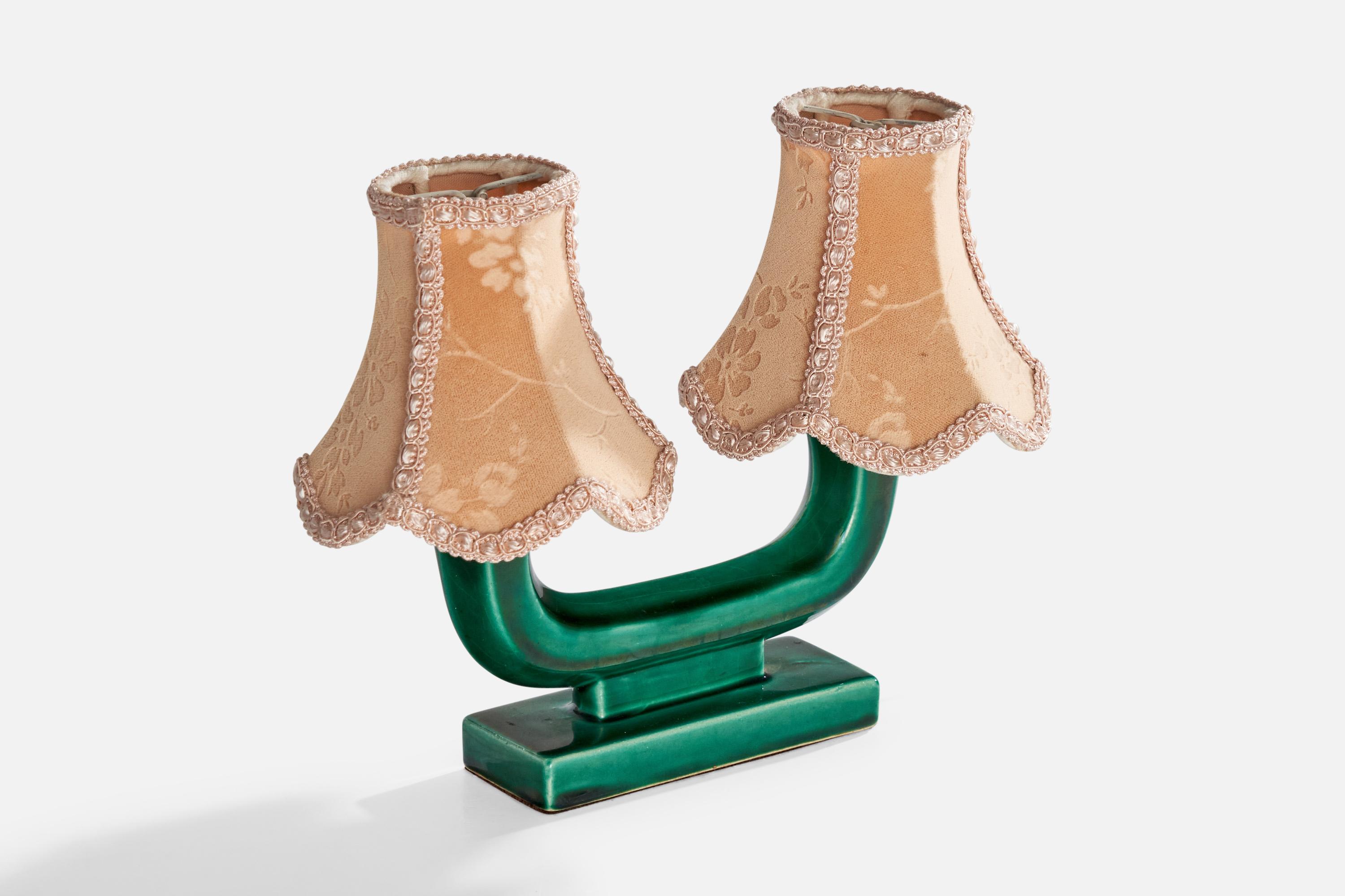 Designer francese, lampade da tavolo, ceramica, tessuto, Francia, anni '50 In condizioni buone in vendita a High Point, NC