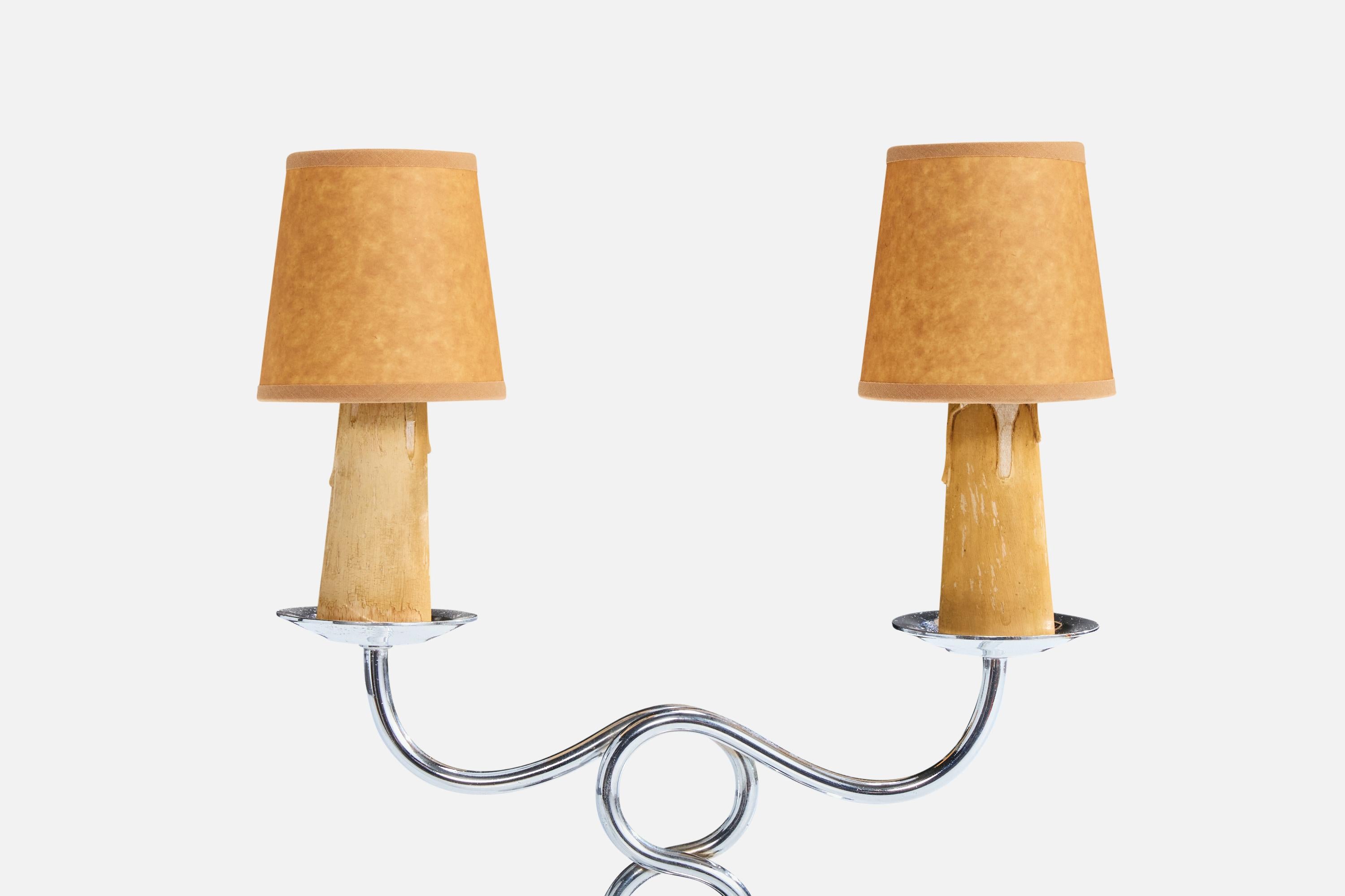 Francese Lampade da tavolo di design francese, cromo, bachelite, pergamena, Francia, anni '40 in vendita