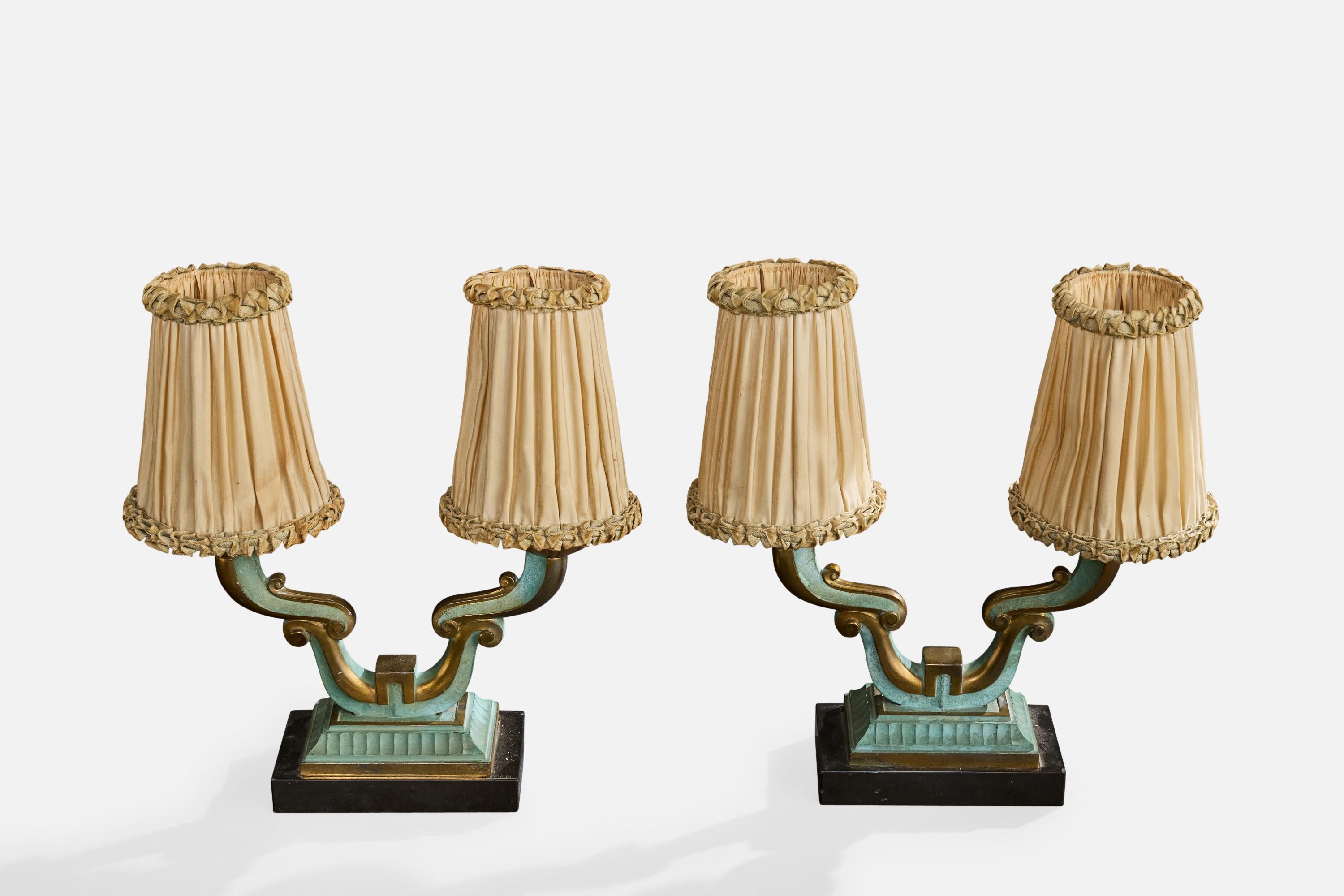 Mid-Century Modern Designer français, lampes de table, métal, tissu, marbre, France, années 1940 en vente