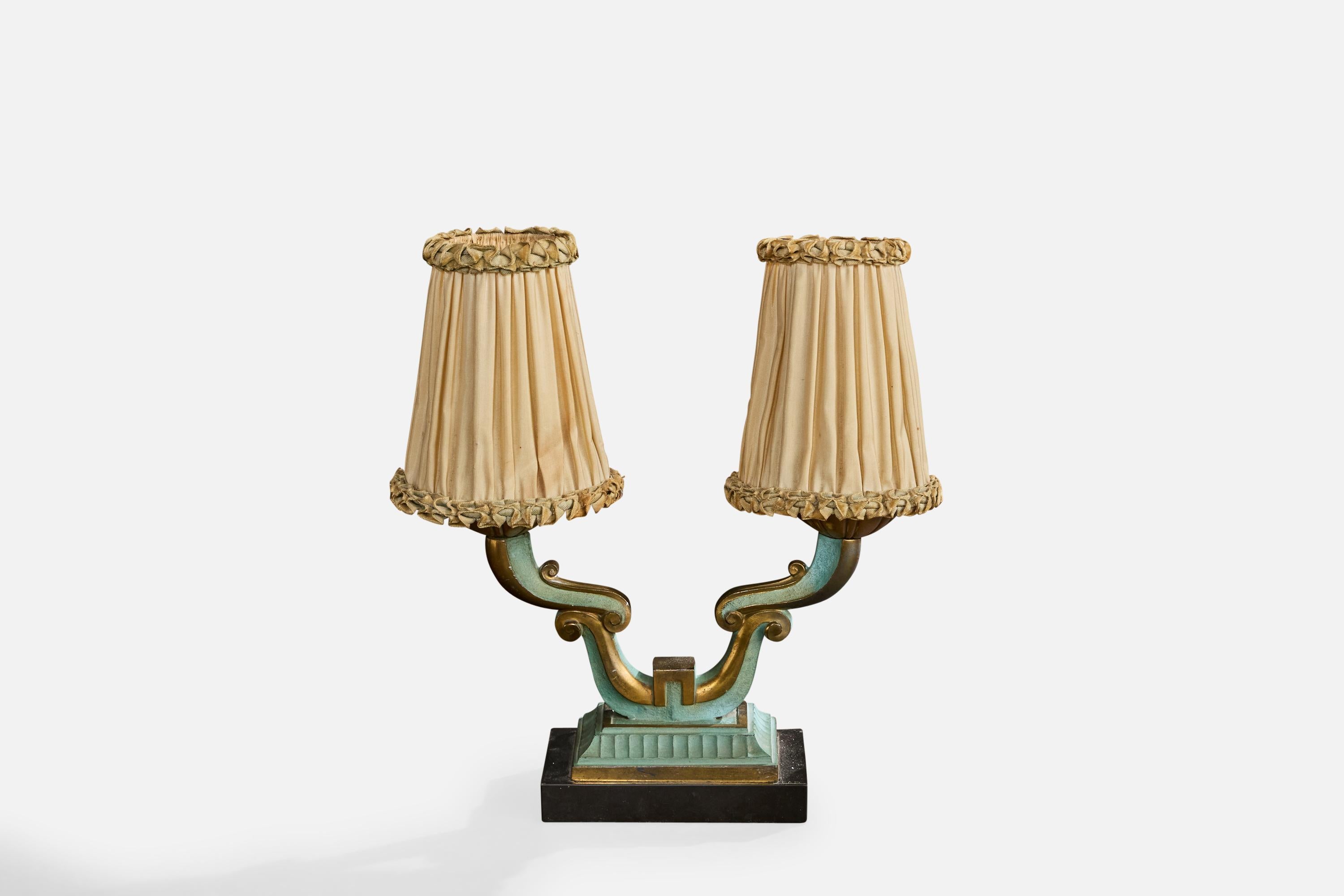 Français Designer français, lampes de table, métal, tissu, marbre, France, années 1940 en vente