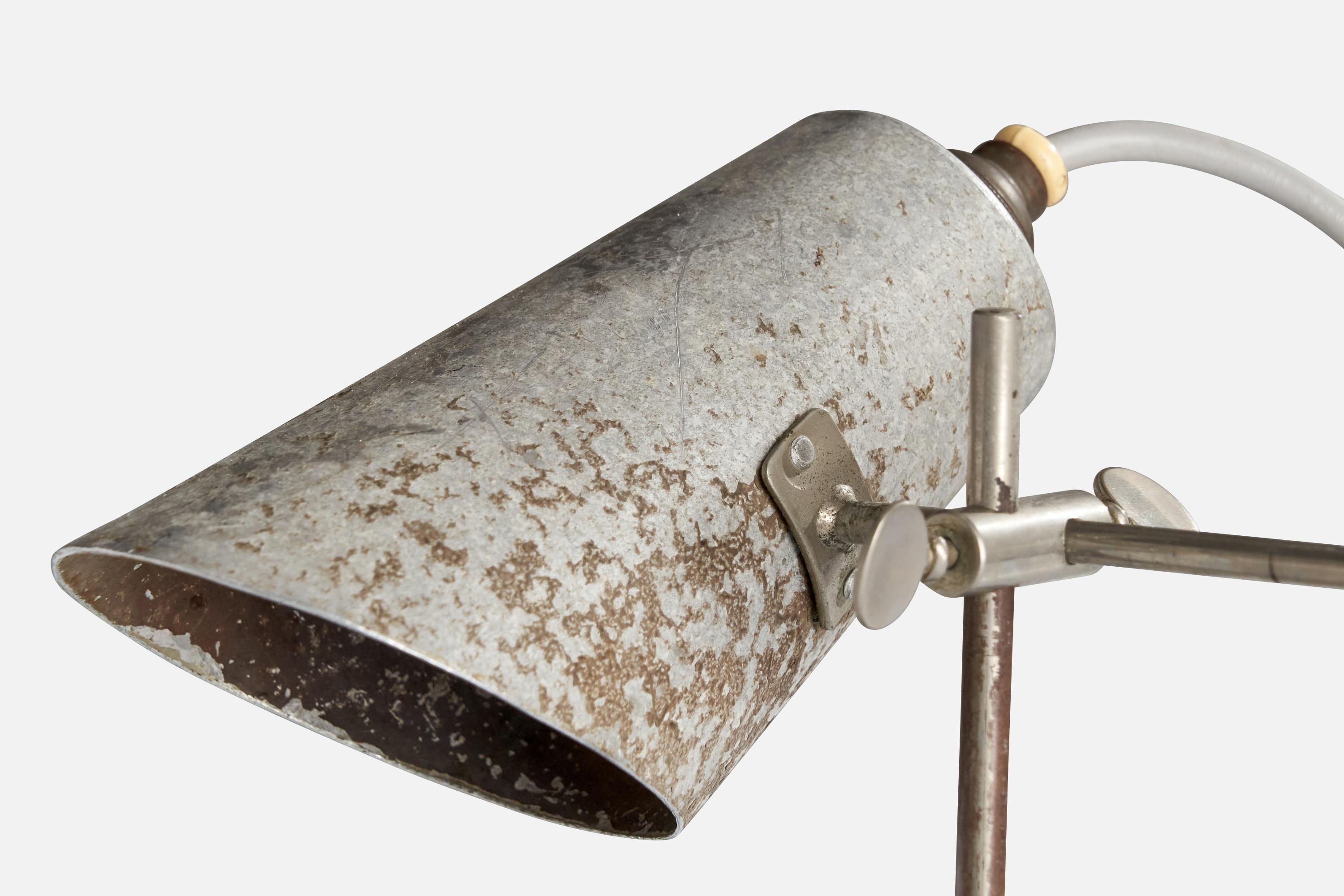 French Designer, Table Lamps, Metal, France, 1930s For Sale 9