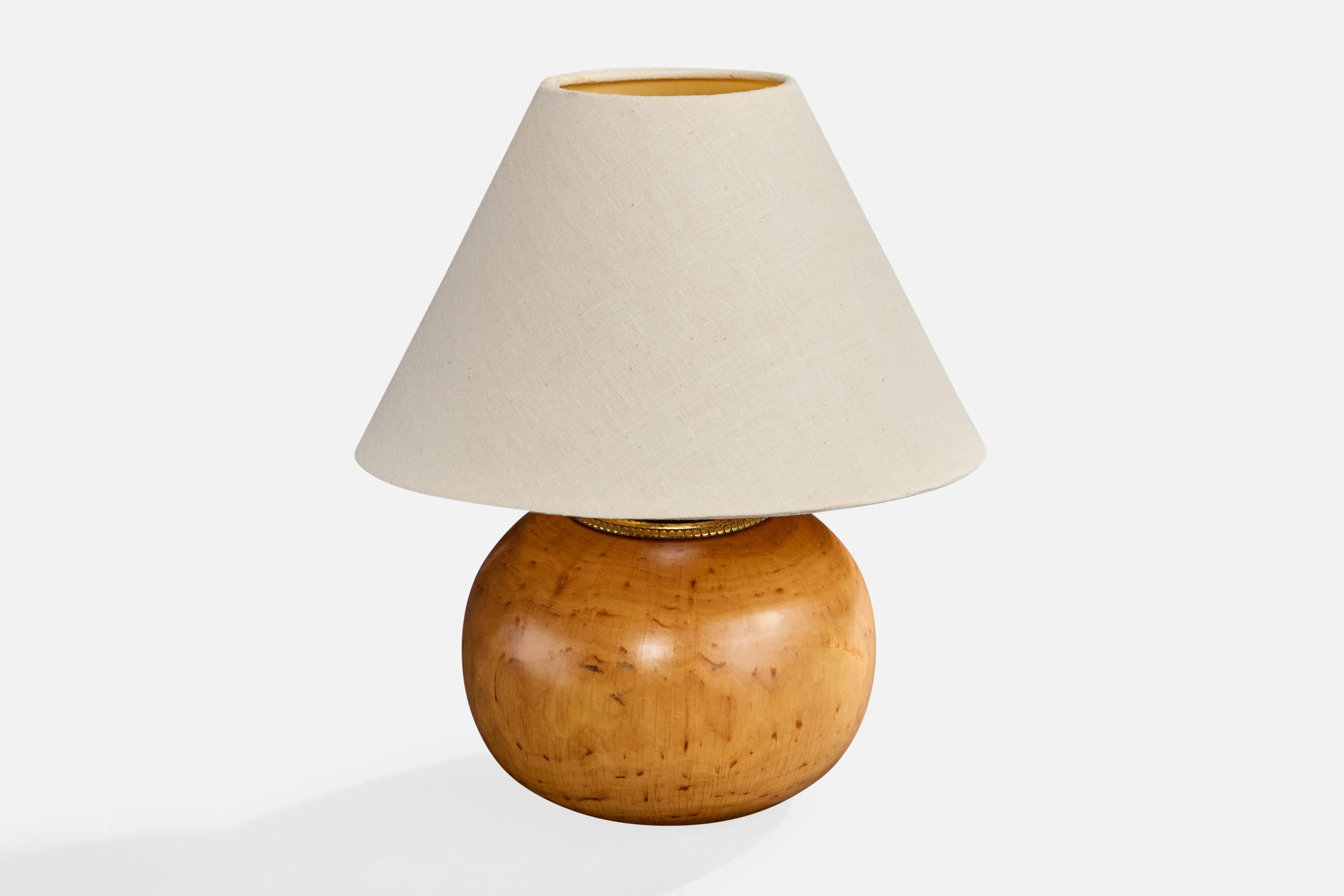 Francese Lampade da tavolo di design francese, Wood, ottone, Francia, anni '50 in vendita
