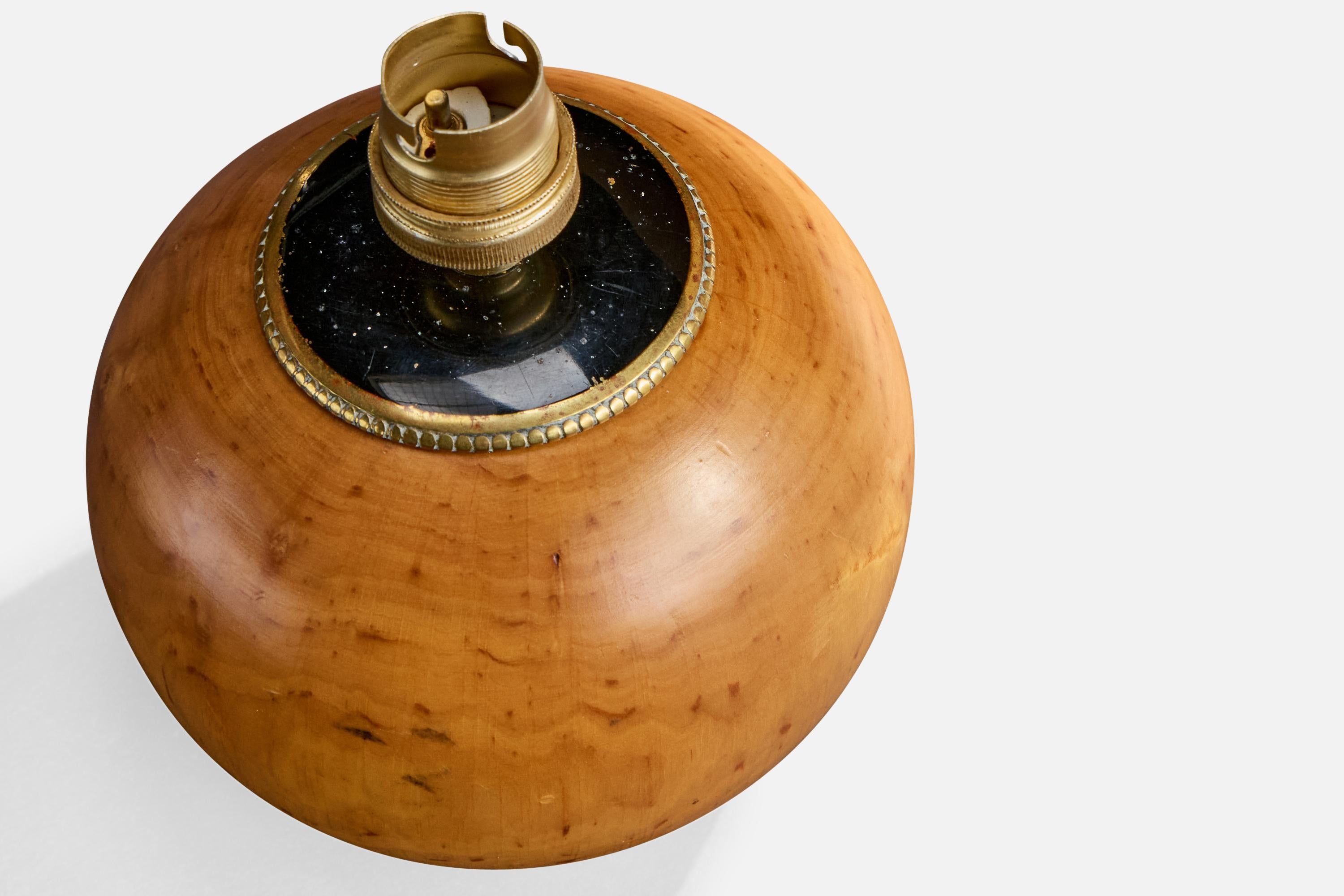 Lampade da tavolo di design francese, Wood, ottone, Francia, anni '50 In condizioni buone in vendita a High Point, NC