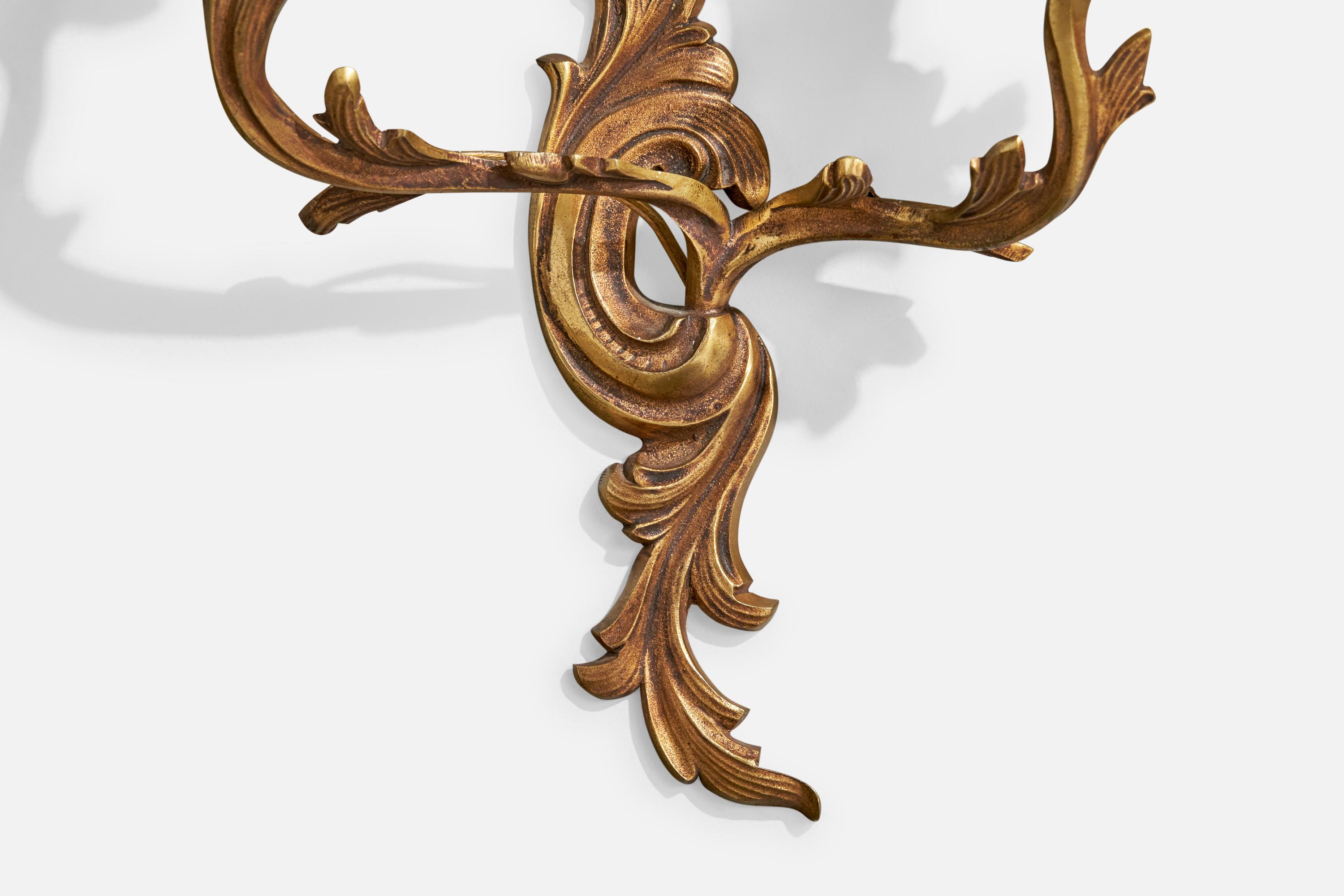 French Designer, Wall Light, Brass, Fabric, France, 1940s For Sale 6