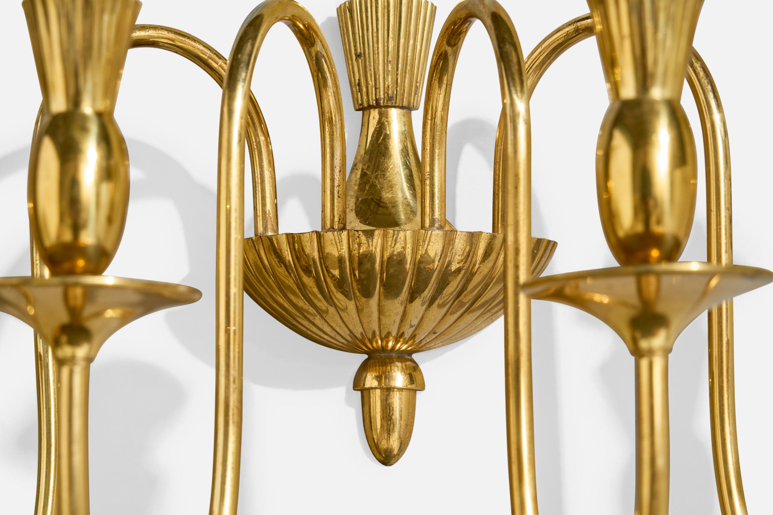 Ottone Designer francese, lampada da parete, ottone, tessuto, Francia, anni '1940 in vendita