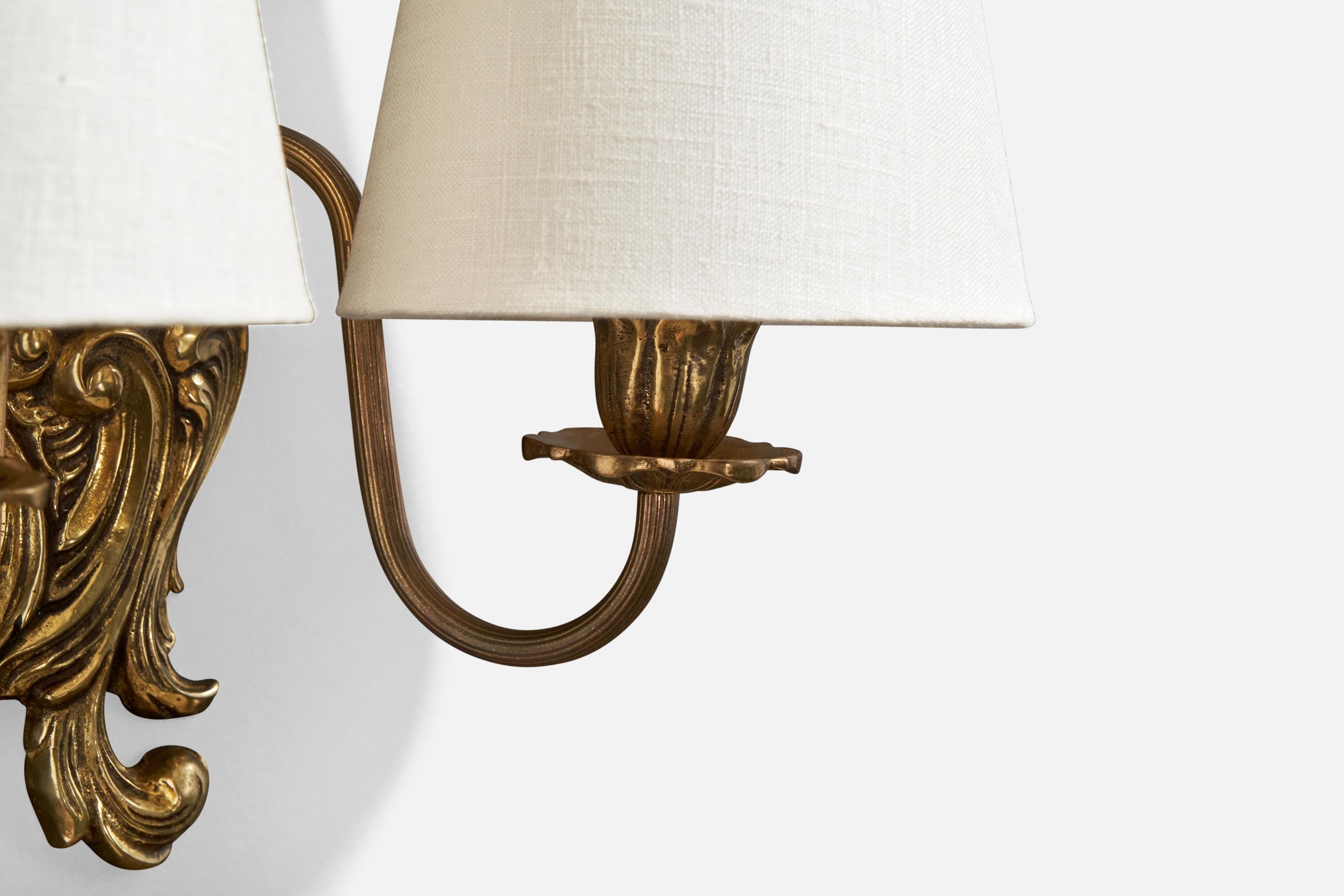 Designer francese, lampada da parete, ottone, tessuto, Francia, anni '1940 in vendita 2
