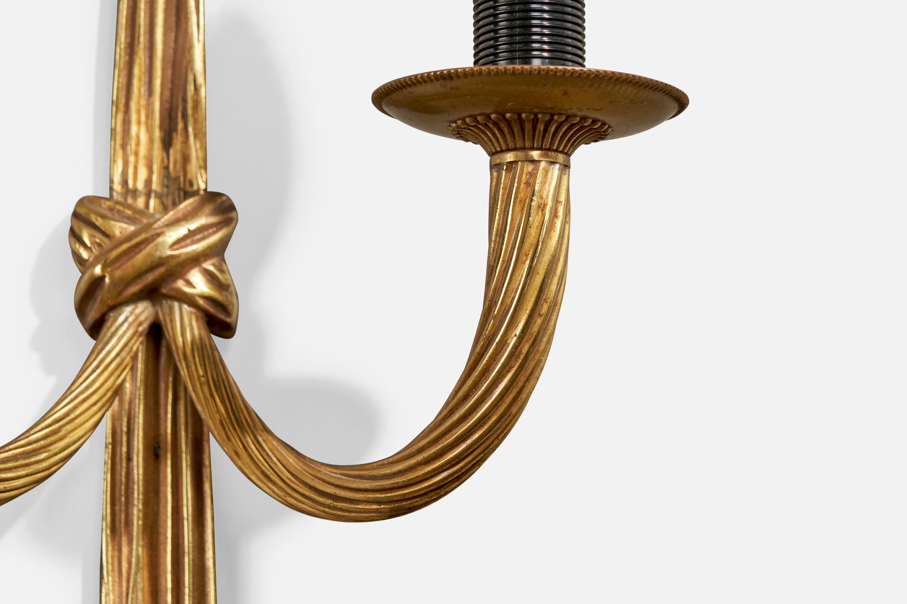 French Designer, Wall Light, Brass, Fabric, France, 1940s For Sale 4