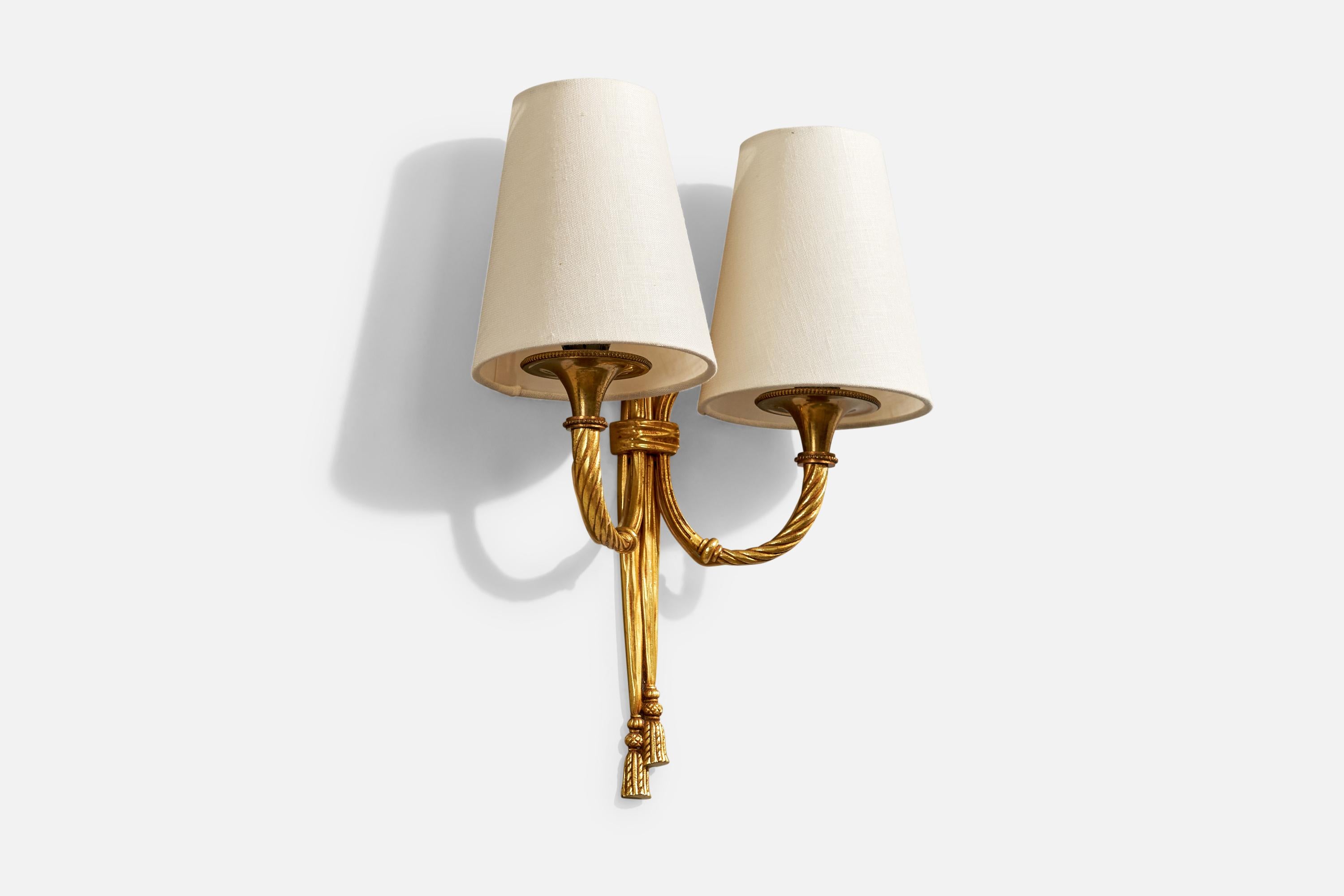 Francese Designer francese, lampada da parete, ottone, tessuto, Francia, anni '1950 in vendita