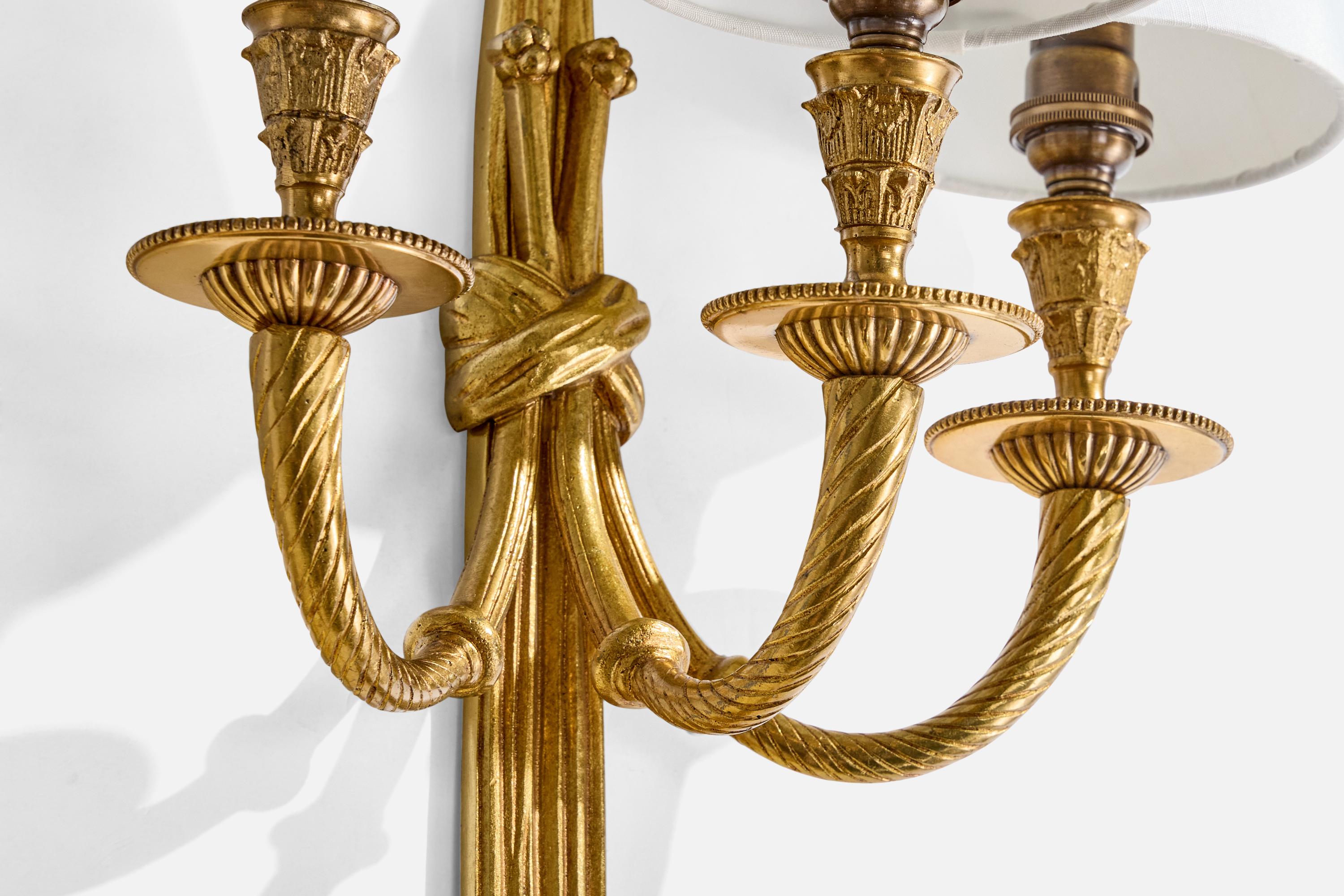 French Designer, Wall Light, Brass, Fabric, France, 1950s For Sale 1