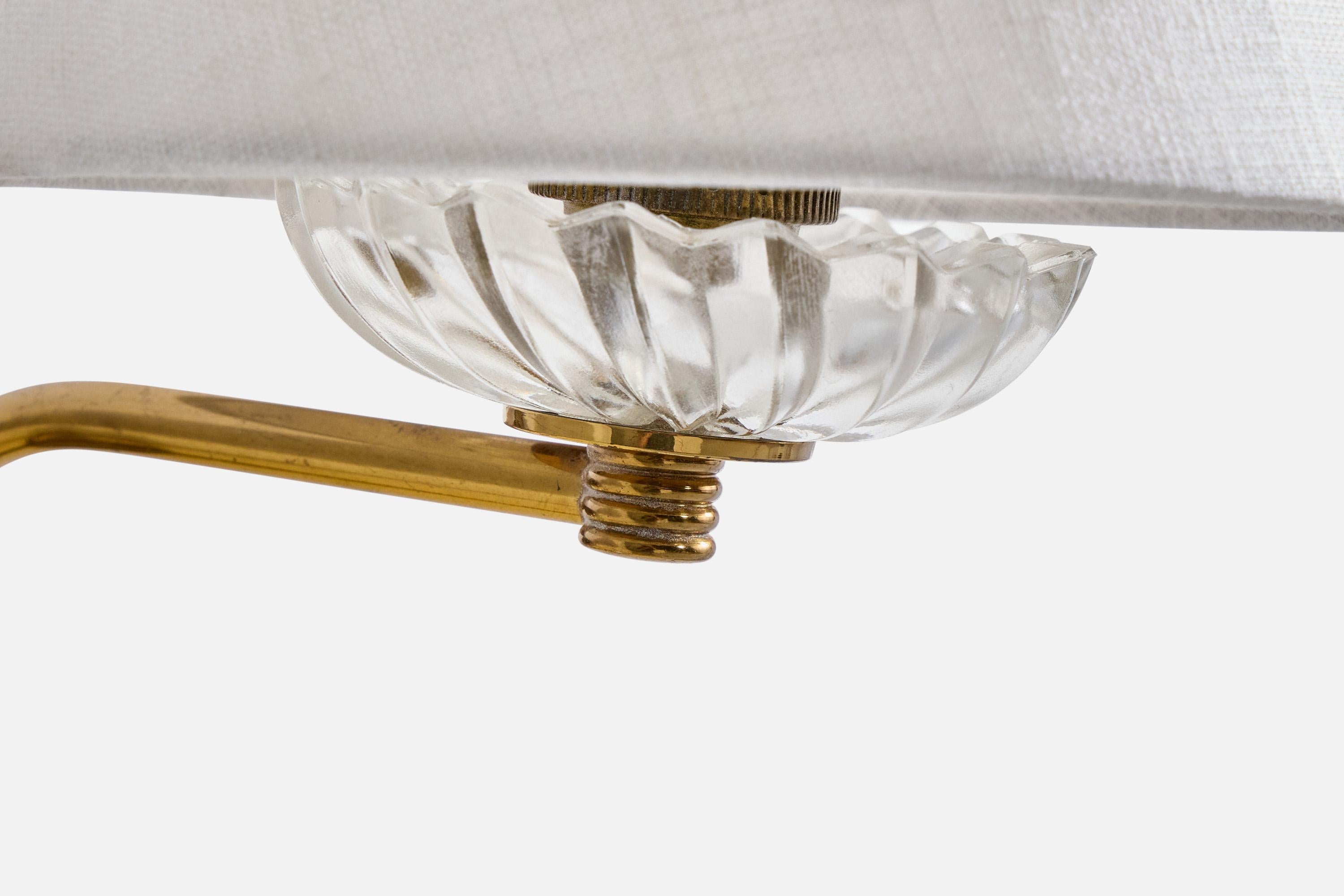 French Designer, Wall Light, Brass, Glass, Fabric, France, 1950s For Sale 2