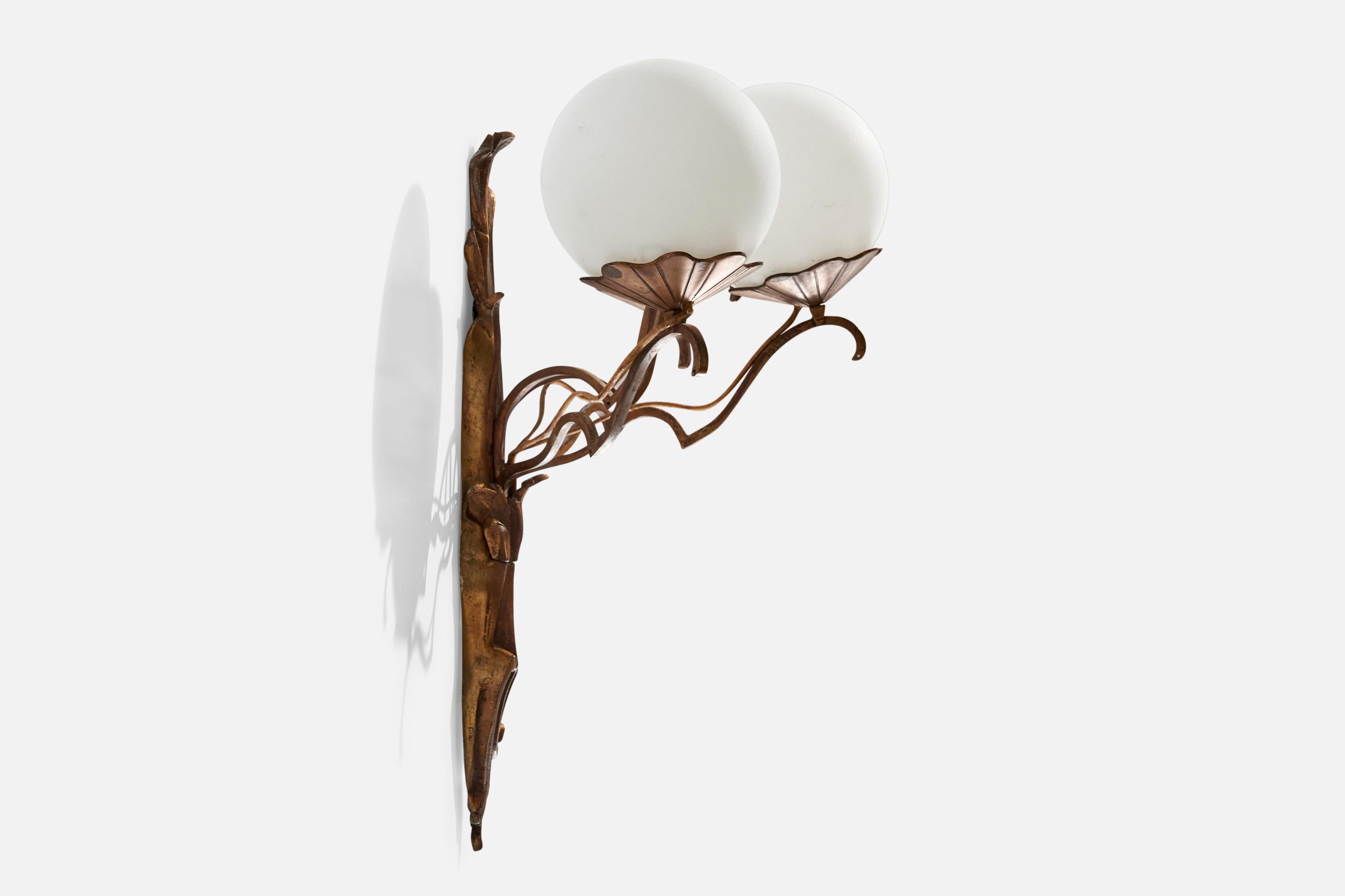 Mid-20th Century French Designer, Wall Light, Brass, Glass, France, 1930s For Sale