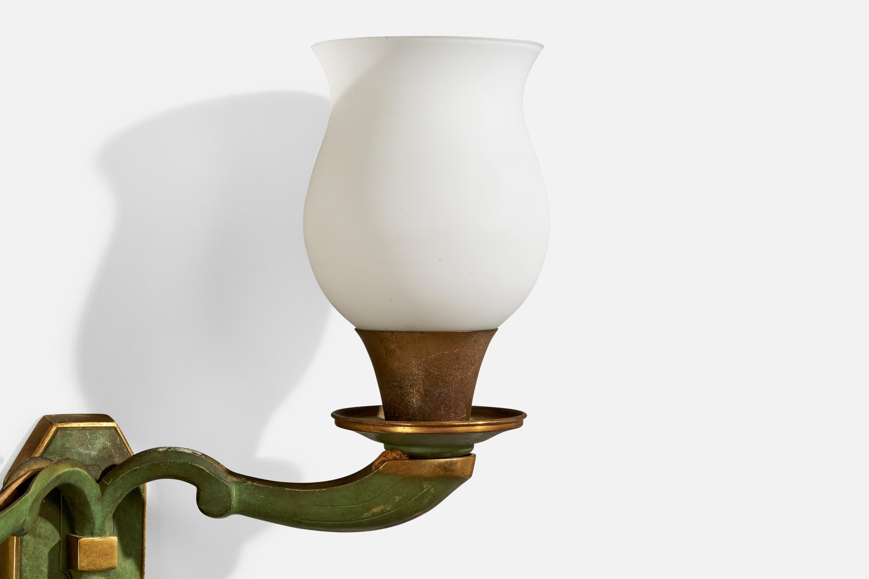 French Designer, Wall Light, Brass, Glass, France, 1930s For Sale 1