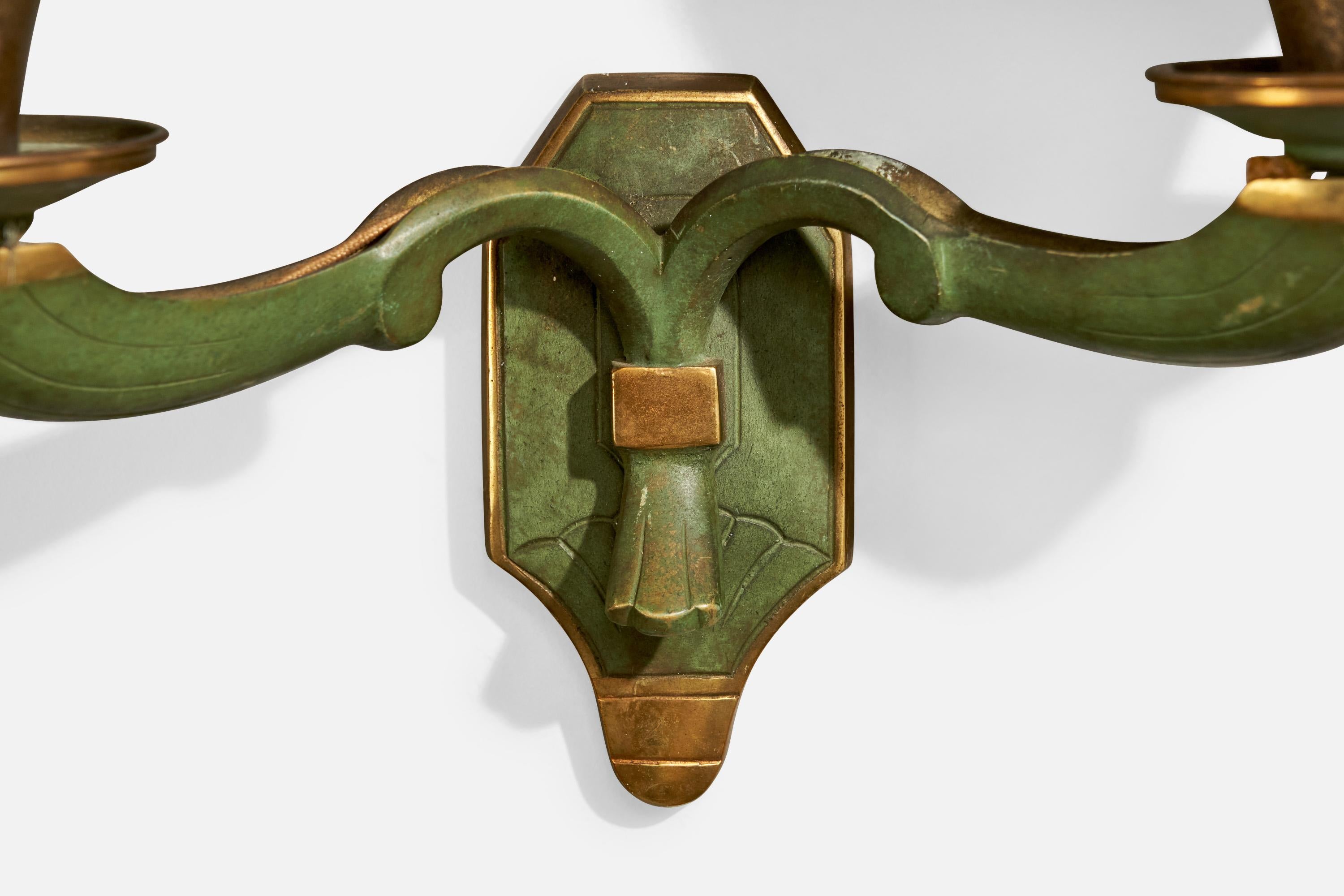 French Designer, Wall Light, Brass, Glass, France, 1930s For Sale 2