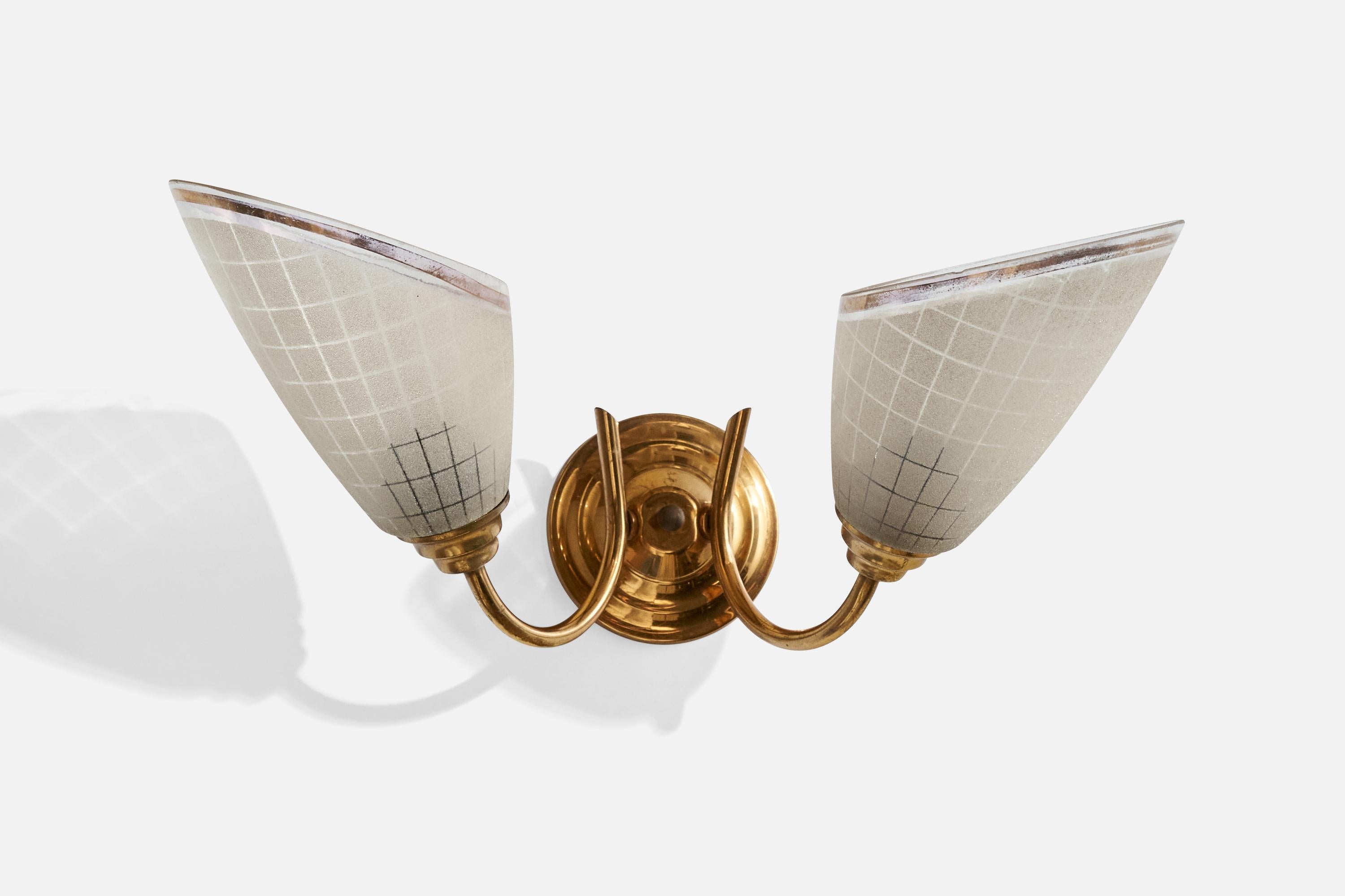 A brass and etched glass wall light designed and produced in France, c. 1950s.

Overall Dimensions (inches):  9.25” H x  11.625” W x  9.25“D

Back Plate Dimensions (Inches):  3.5” H x 3.5” W x 1” D

Bulb Specifications: E-12 Bulbs

Number of Sockets