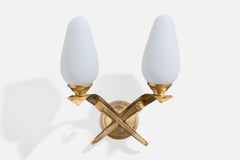 Lampada da parete di design francese, ottone, vetro, Francia, anni '1950