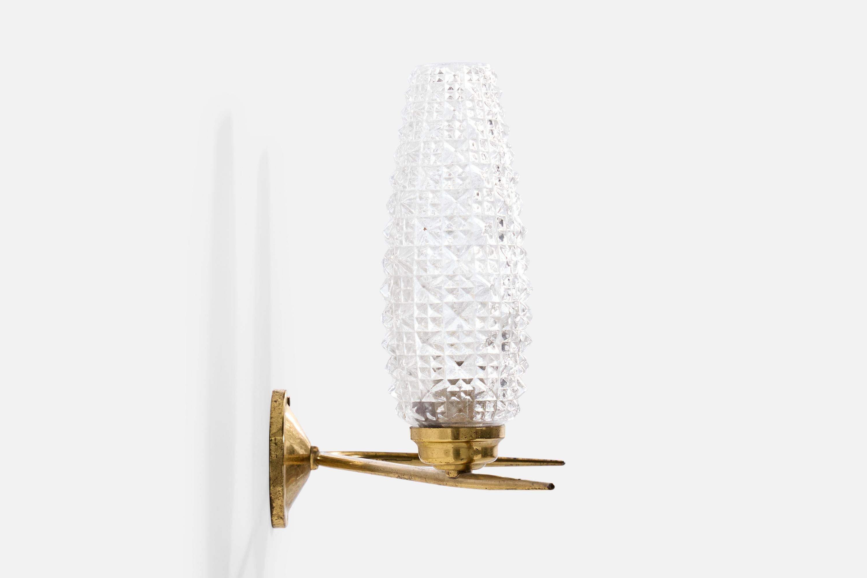 Francese Lampada da parete di design francese, ottone, vetro, Francia, anni '1950 in vendita