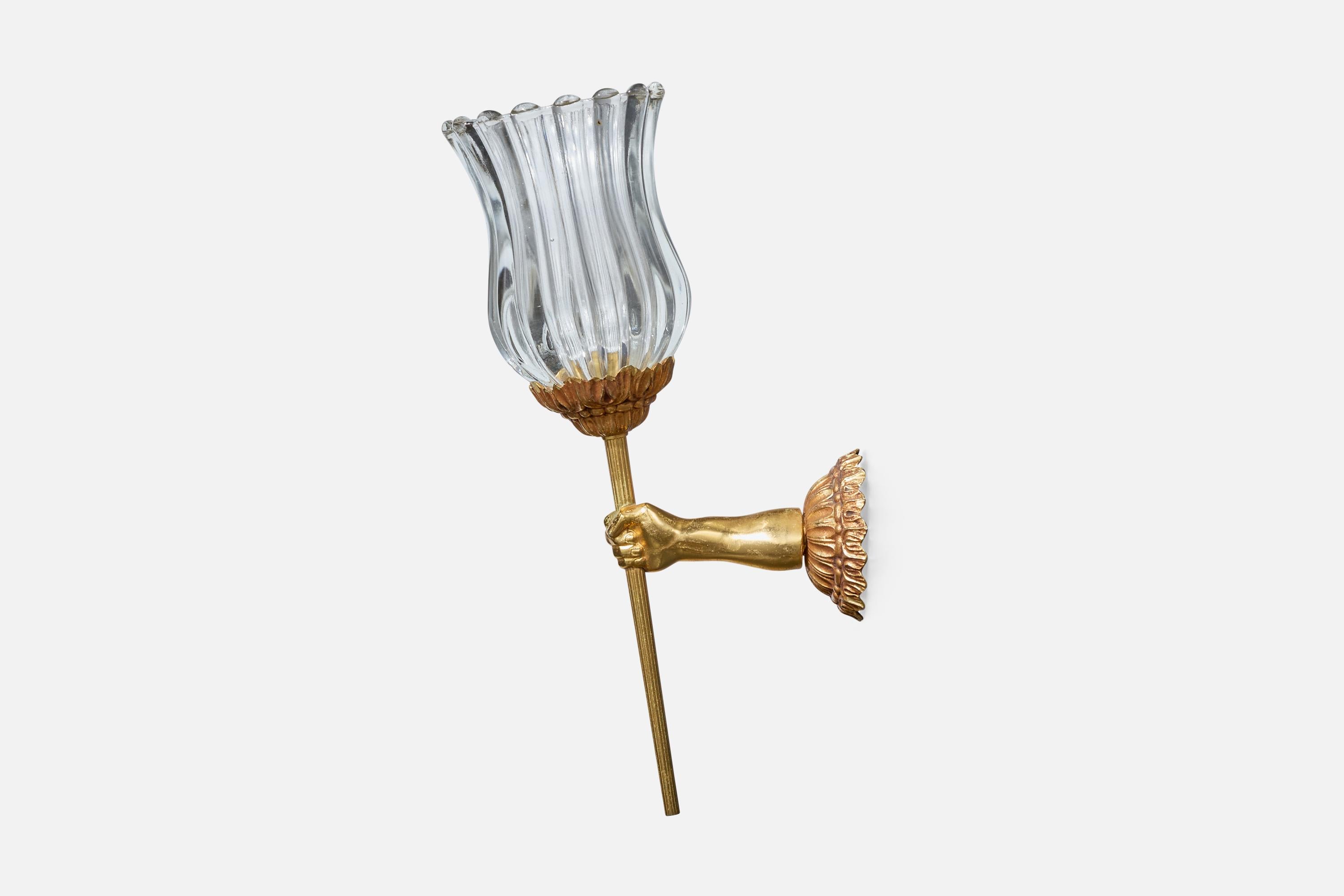 Diseñador francés, Aplique, Latón, Cristal, Francia, Años 1950 en Bueno estado para la venta en High Point, NC