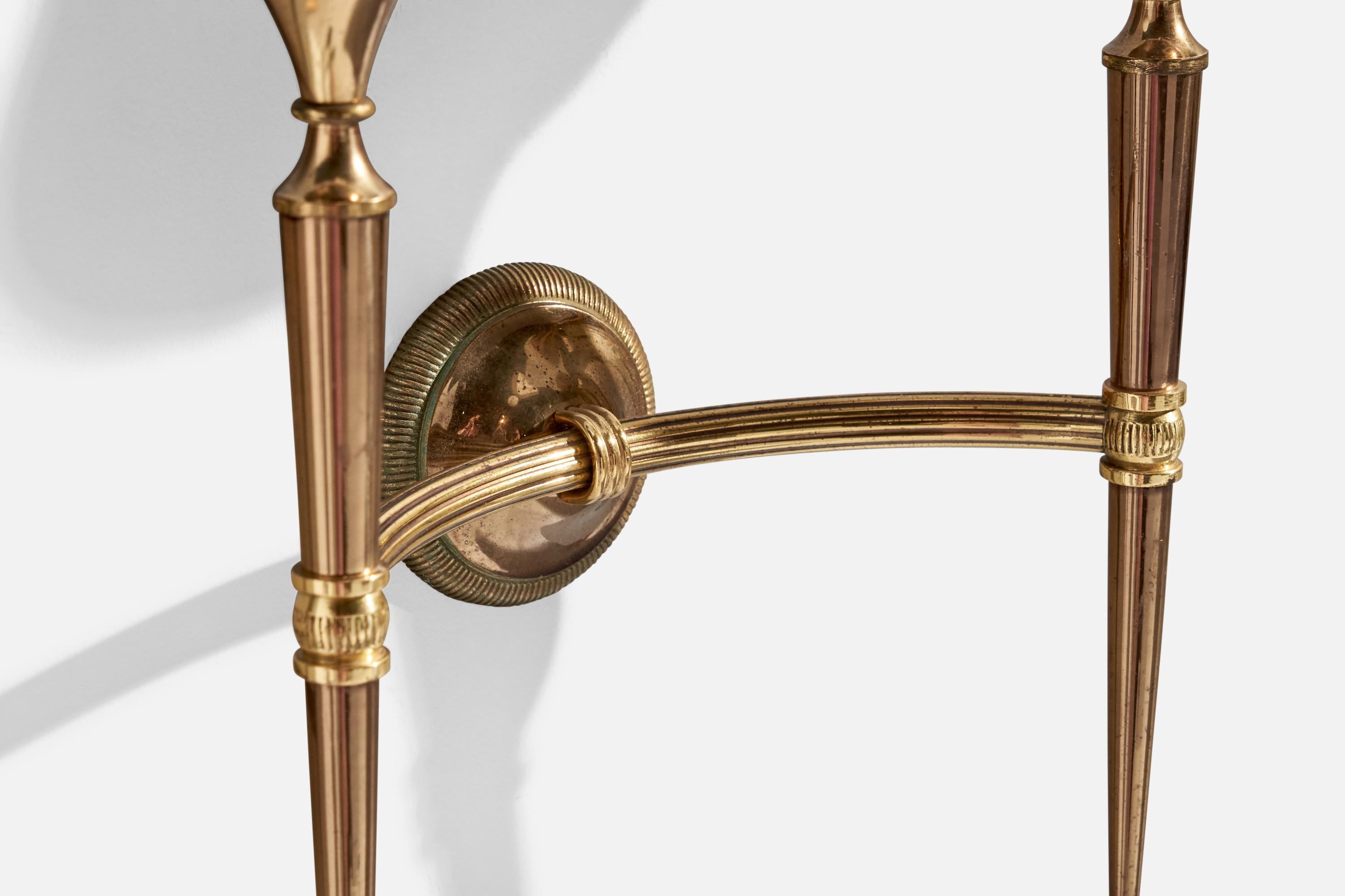Mid-20th Century French Designer, Wall Light, Brass, Glass, France, 1950s For Sale