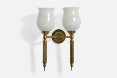 Französische Designerin, Wandleuchte, Messing, Glas, Frankreich, 1960er Jahre