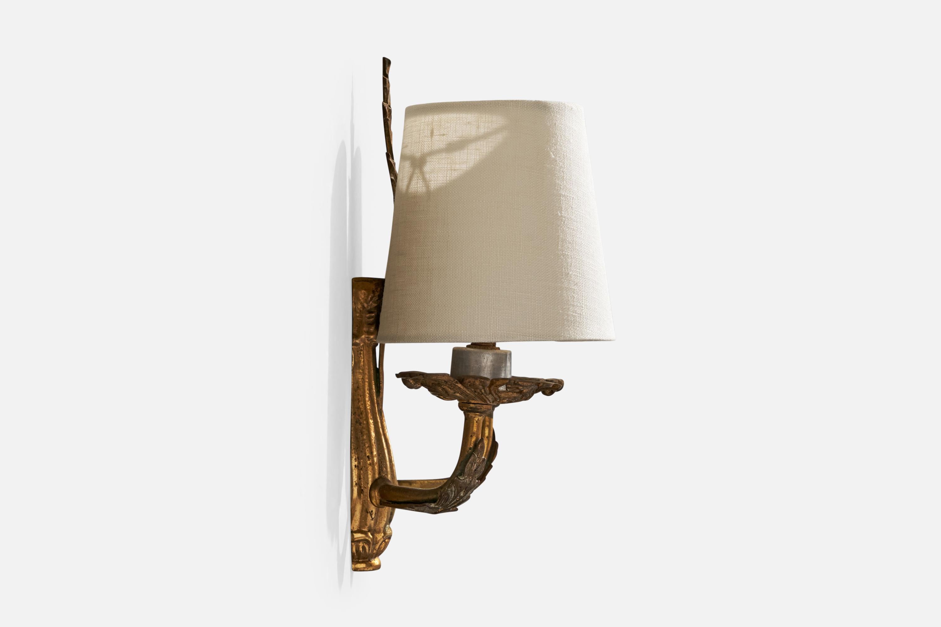 Mid-20th Century French Designer, Wall Light, Brass, Metal, Fabric, 1940s For Sale