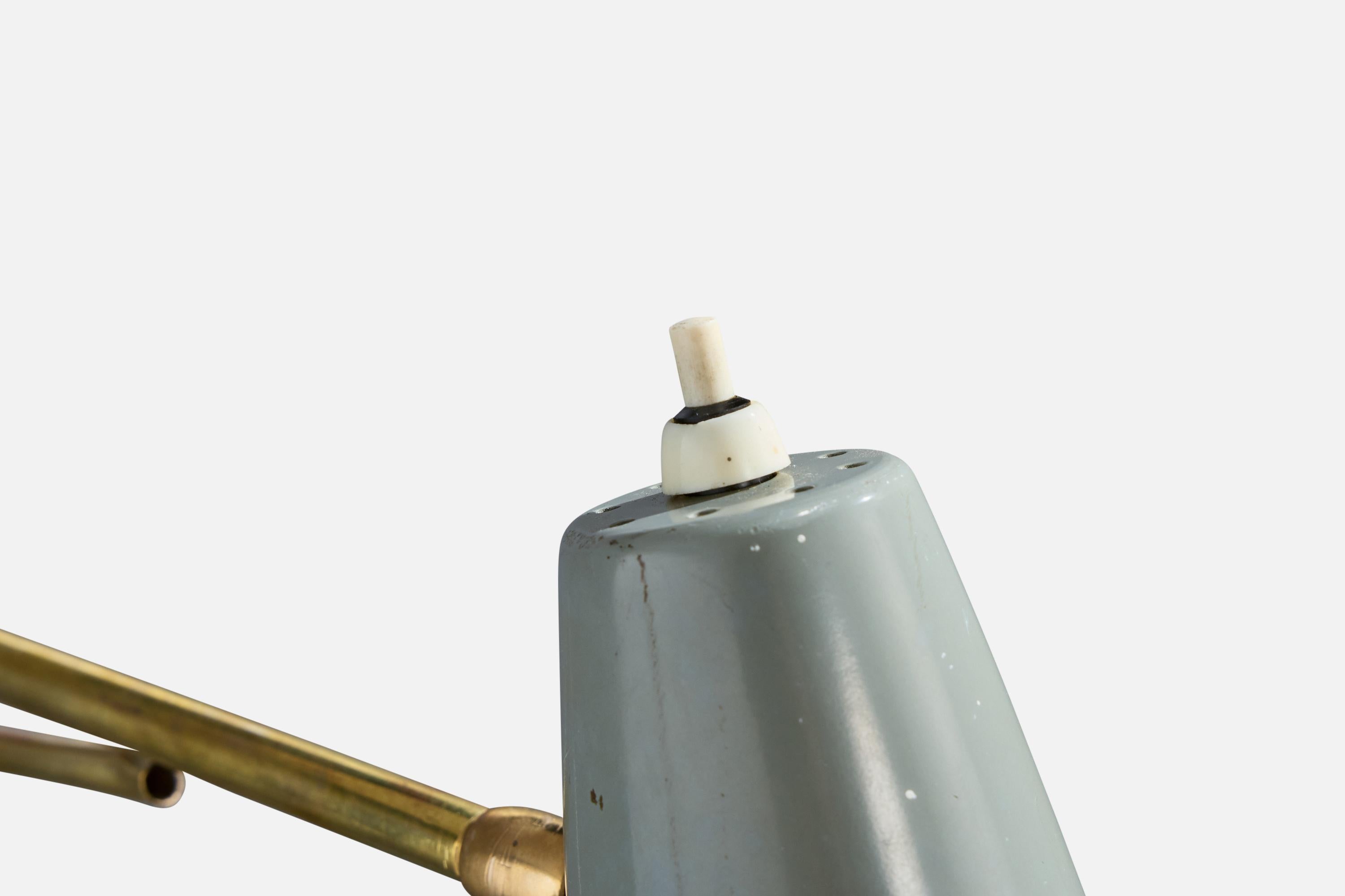Lampada da parete di design francese, ottone, metallo, Francia, anni '50 in vendita 1