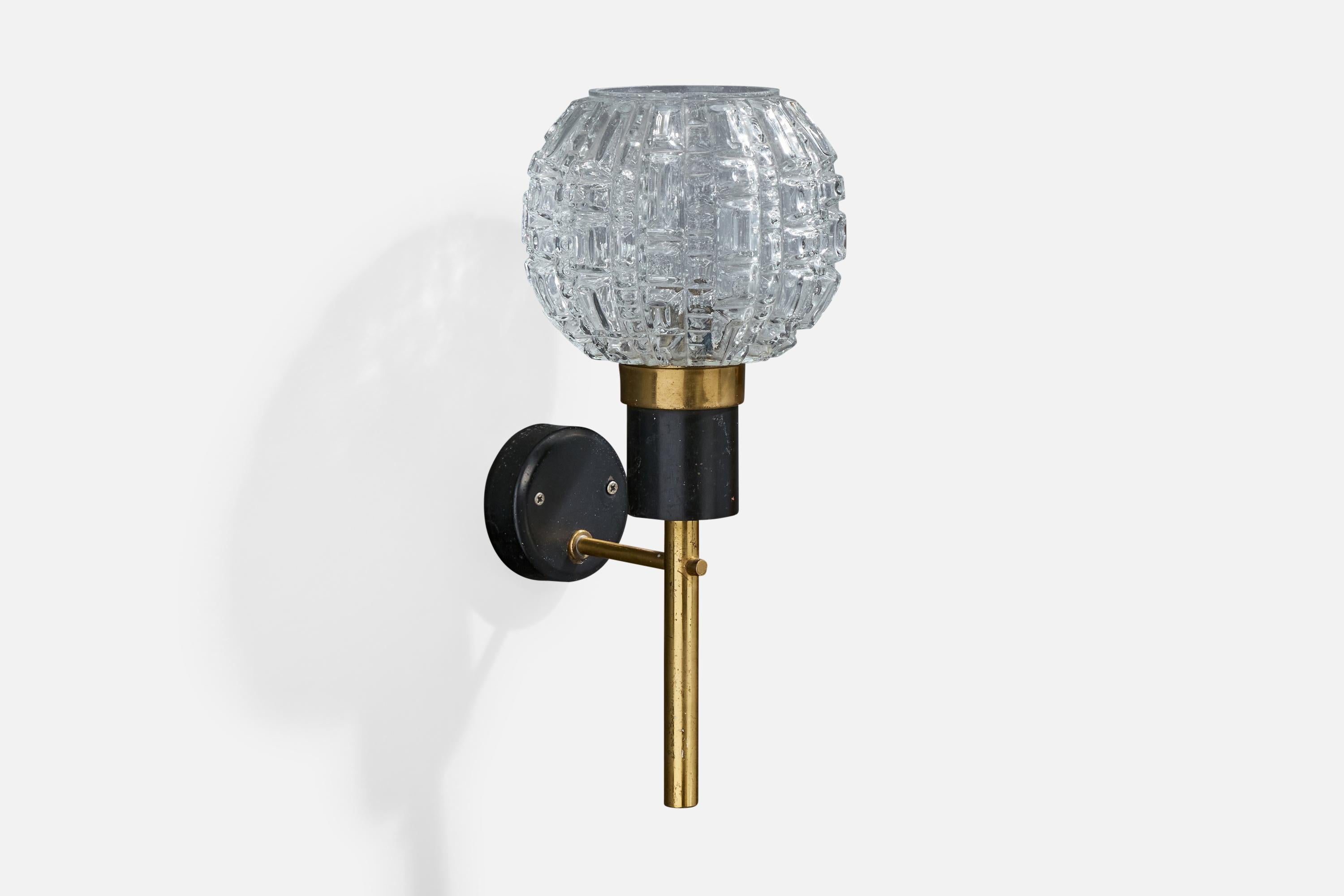 A brass, glass and black-lacquered metal wall light designed and produced in France, c. 1950s.

Moderate oxidation and wear present throughout brass and metal.

Overall Dimensions (Inches): 13.0