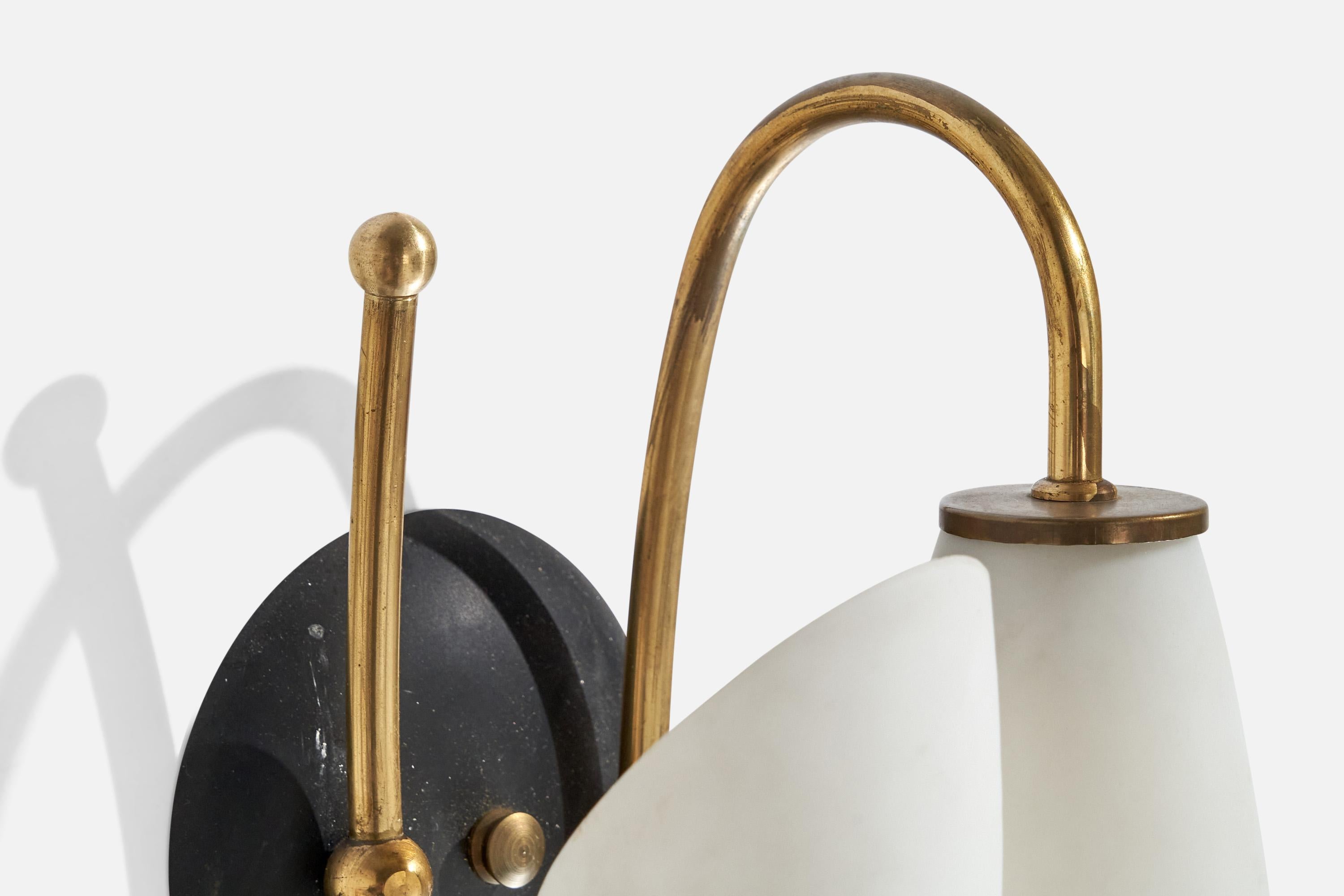 Mid-20th Century French Designer, Wall Light, Brass, Metal, Glass, France, 1950s For Sale