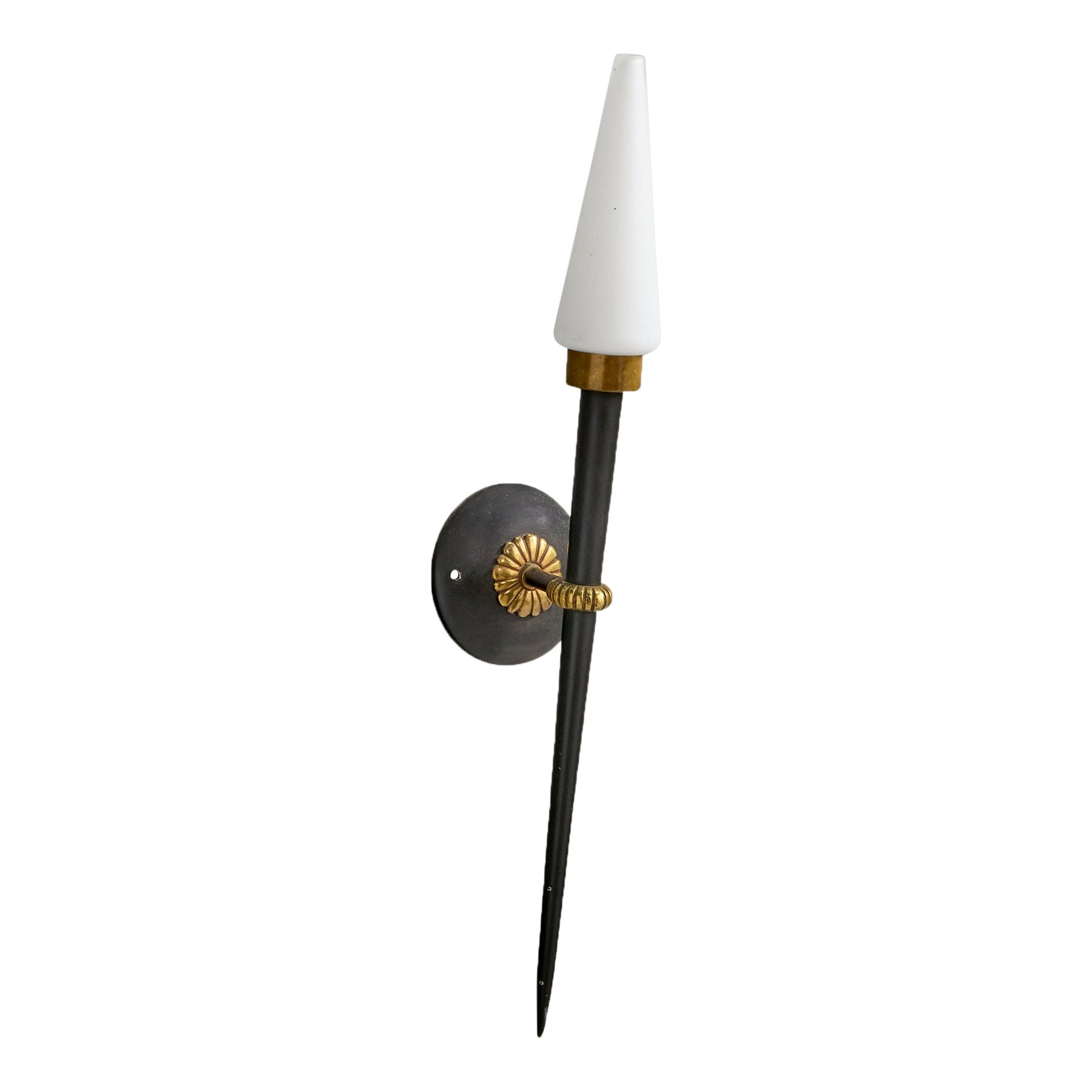 Französische Designerin, Wandleuchte, Messing, Metall, Glas, Frankreich, 1950er Jahre