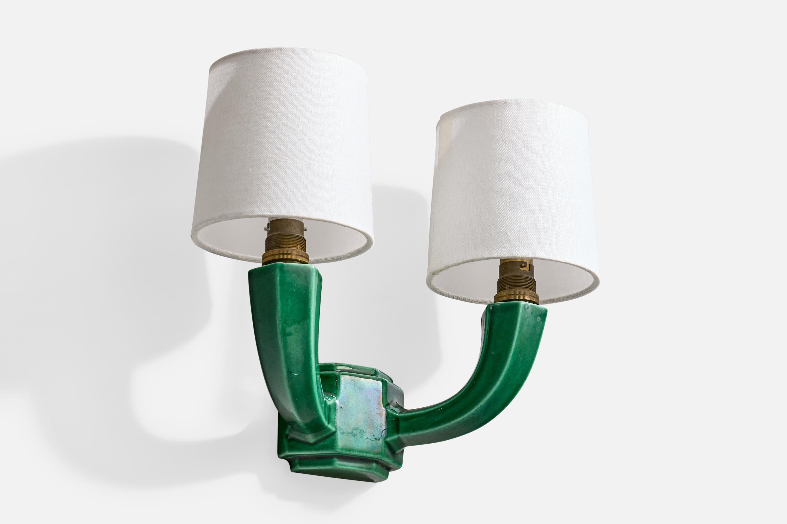 Mid-Century moderno Lampada da parete di design francese, ceramica, ottone, tessuto, Francia, anni '50