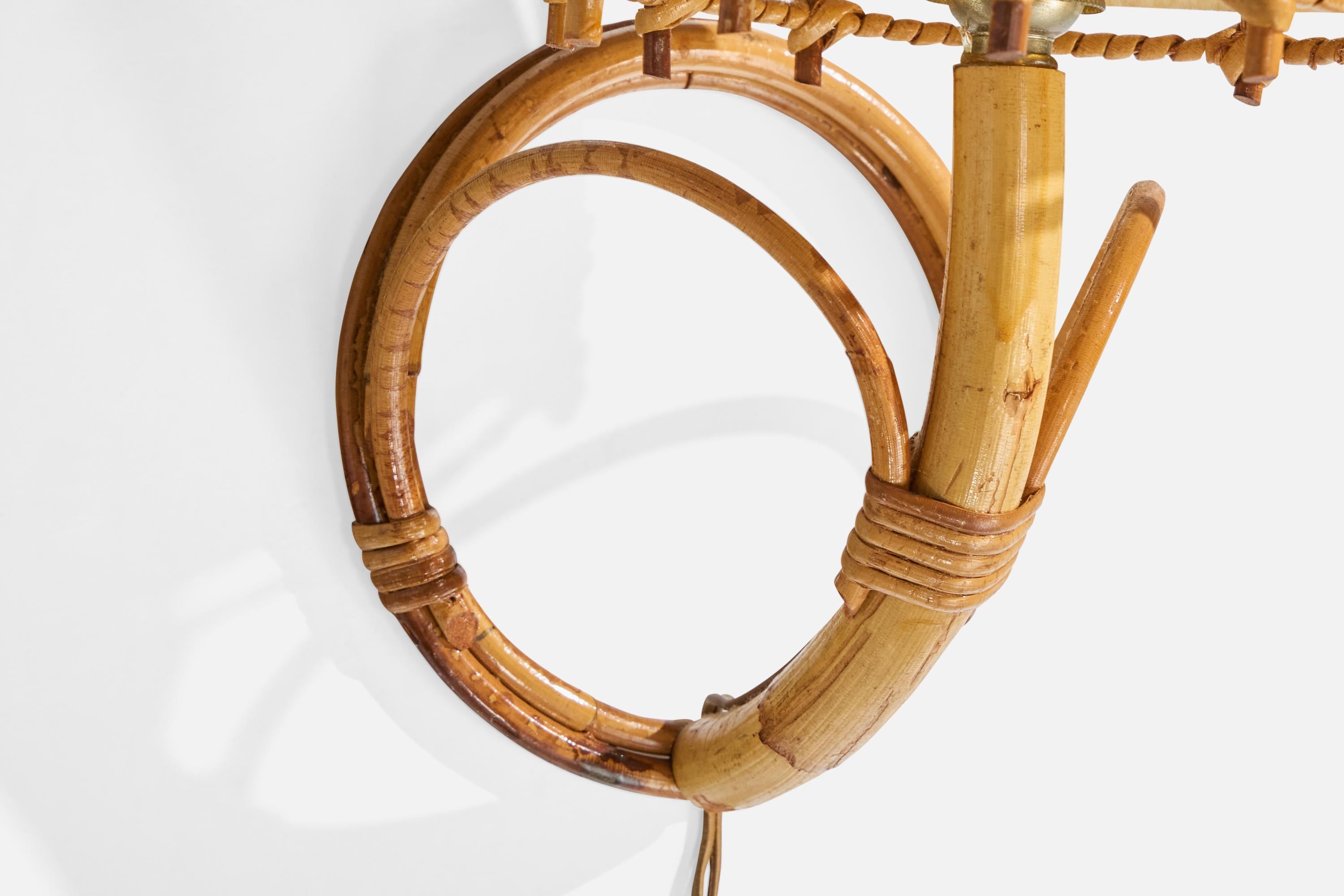 Designer francese, lampade da parete, bambù, rattan, tessuto, Francia, anni '1970 in vendita 1