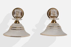 Französischer Designer, Wandleuchten, Messing, Acryl, Glas, Frankreich, 1960er Jahre