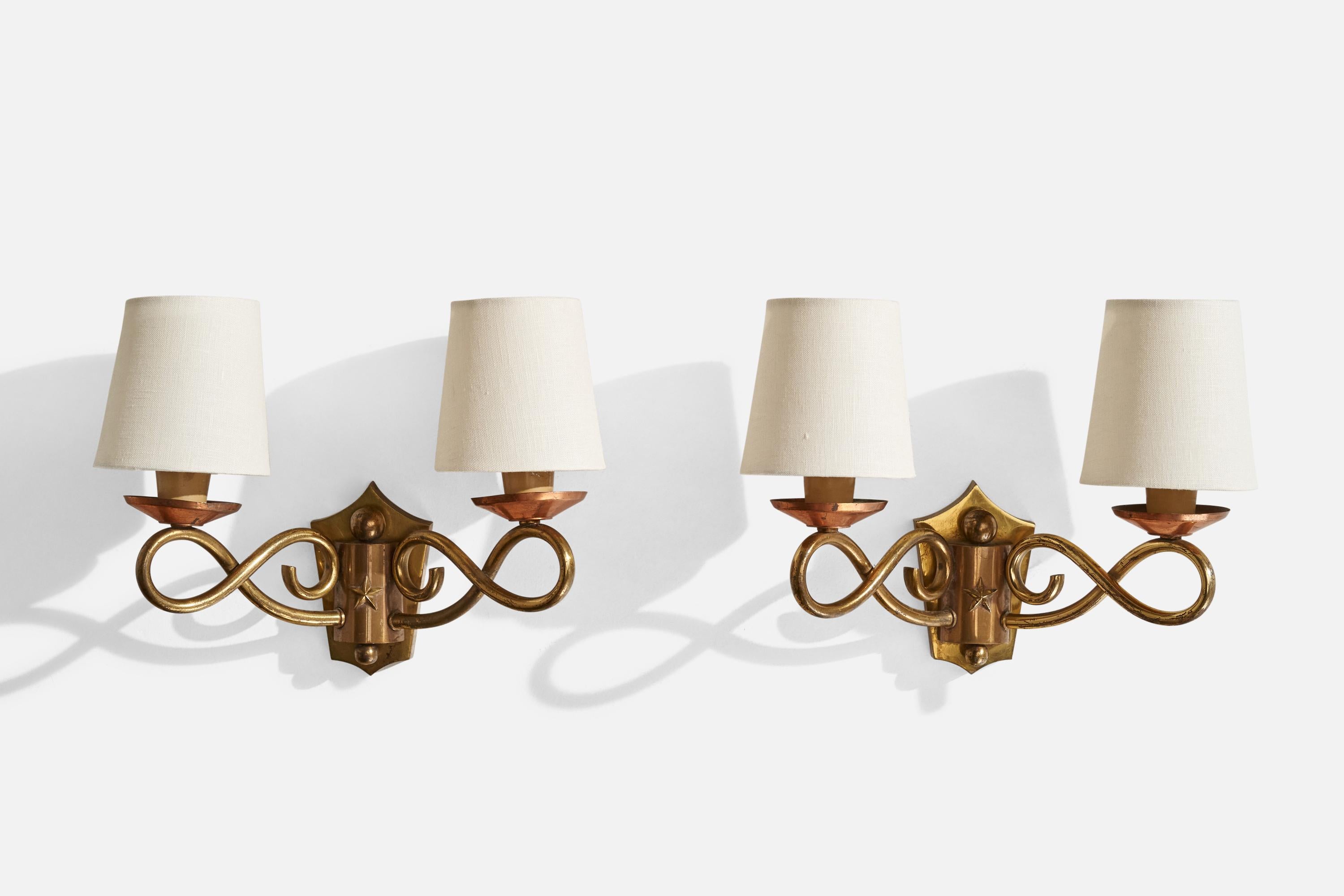 A brass, copper and white fabric wall lights designed and produced in France, c. 1940s.

Overall Dimensions (inches): 9” H x 10.75” W x 5.25” D
Back Plate Dimensions (inches): 4.75” H x 3” W x .75”  D
Bulb Specifications: E-12 Bulb
Number of