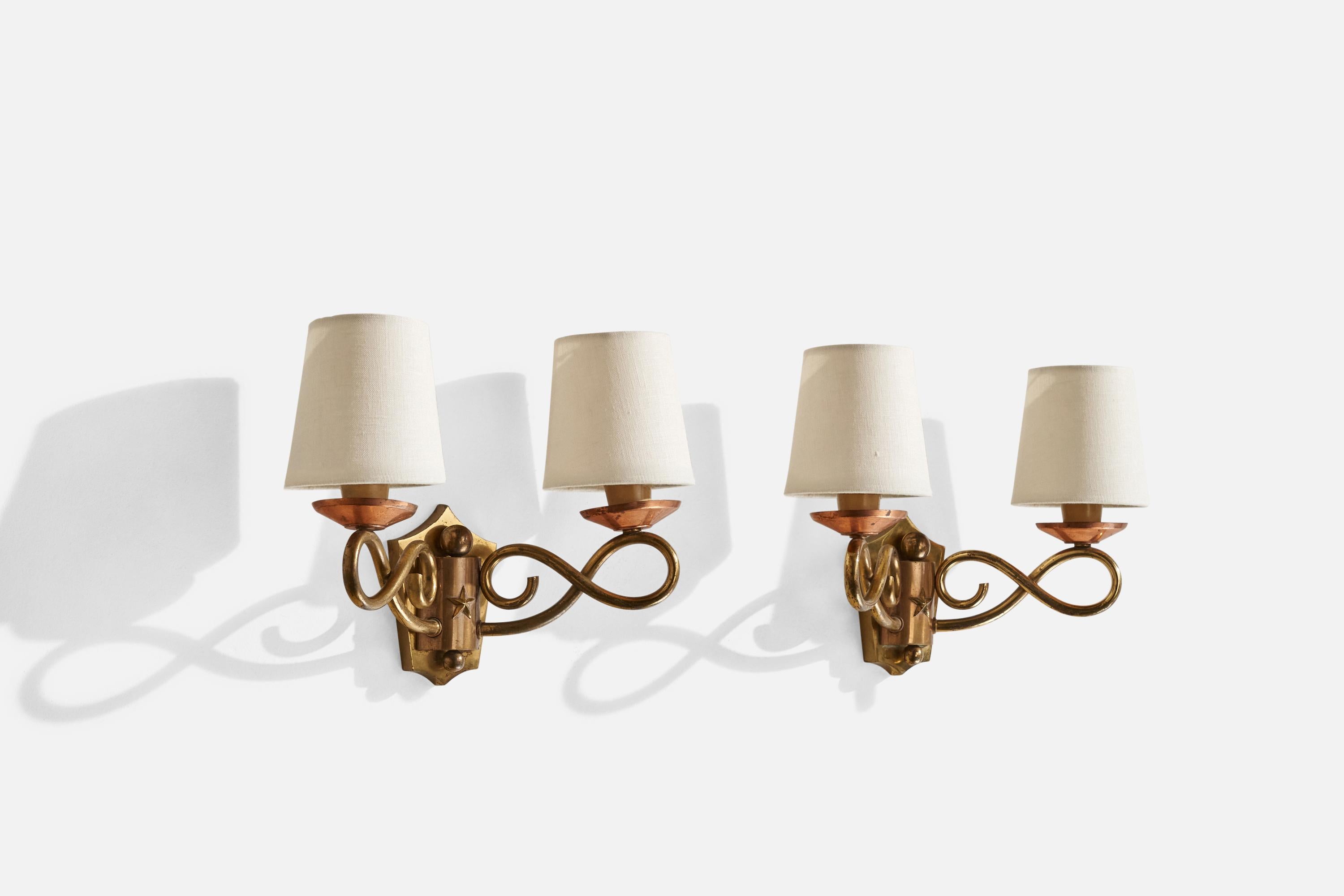 French Designer, Wall Lights, Brass, Copper, Fabric, France, 1940s In Good Condition For Sale In High Point, NC