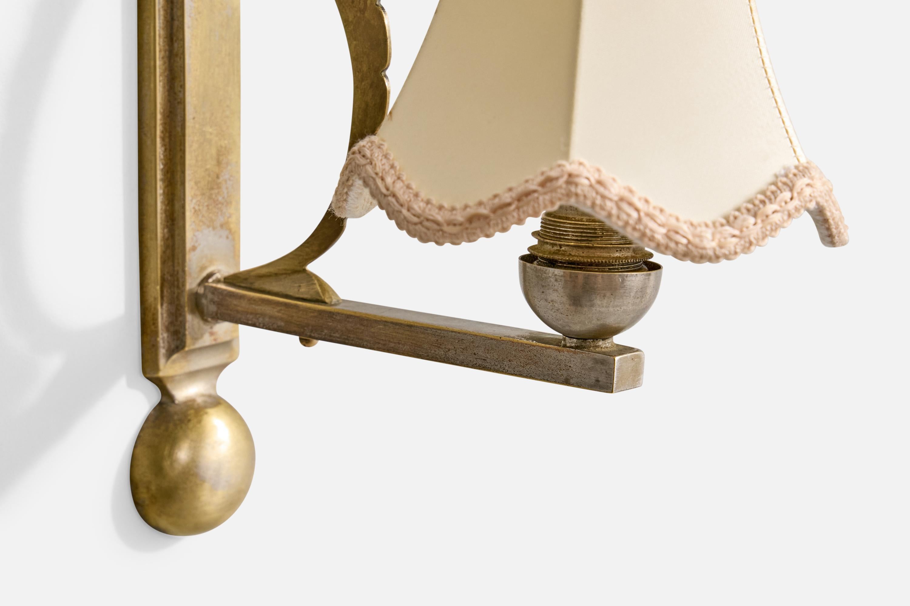 Französischer Designer, Wall Lights, Messing, Stoff, Frankreich, 1930er Jahre im Angebot 4