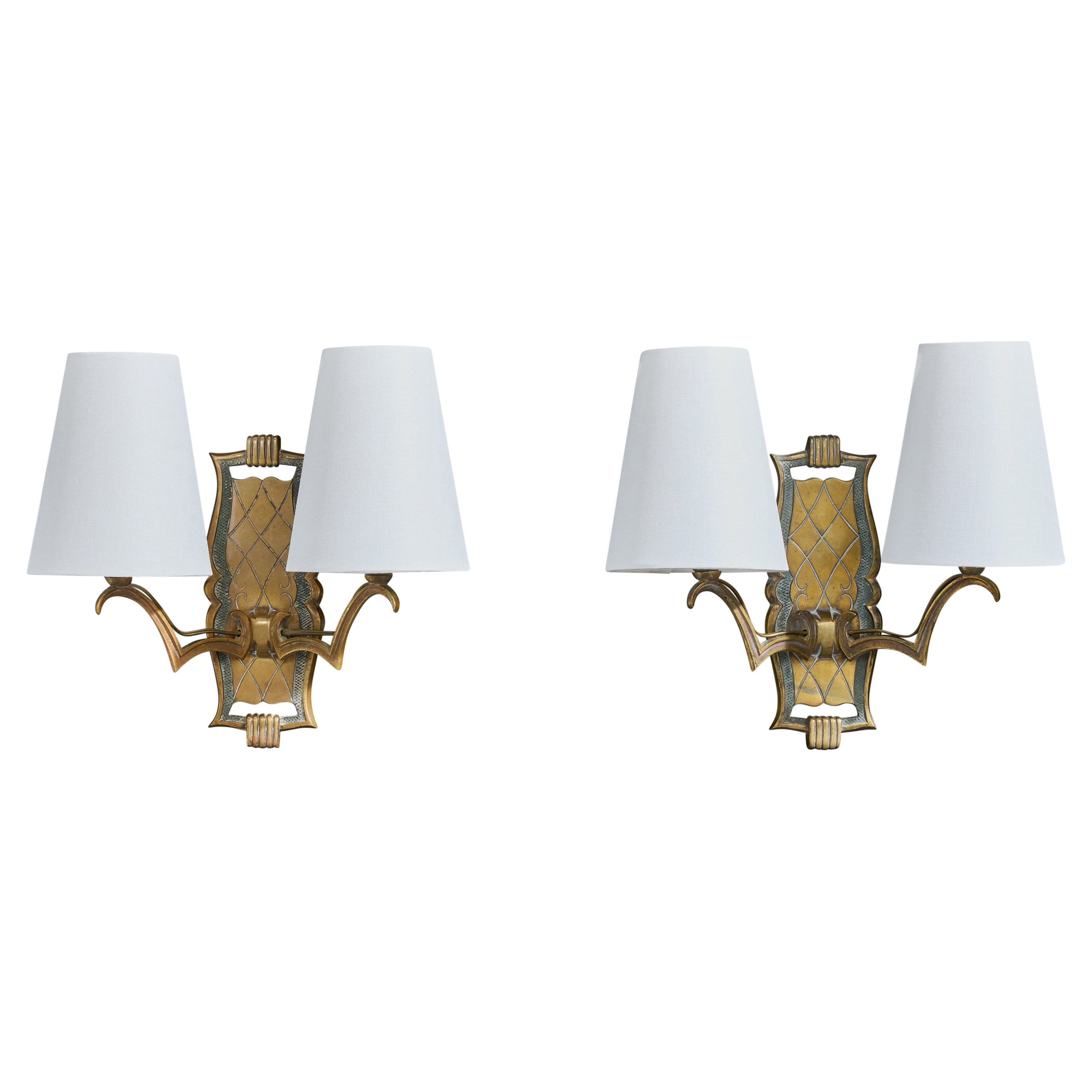 Diseñador francés, Apliques, Latón, Tela, Francia, Años 1930