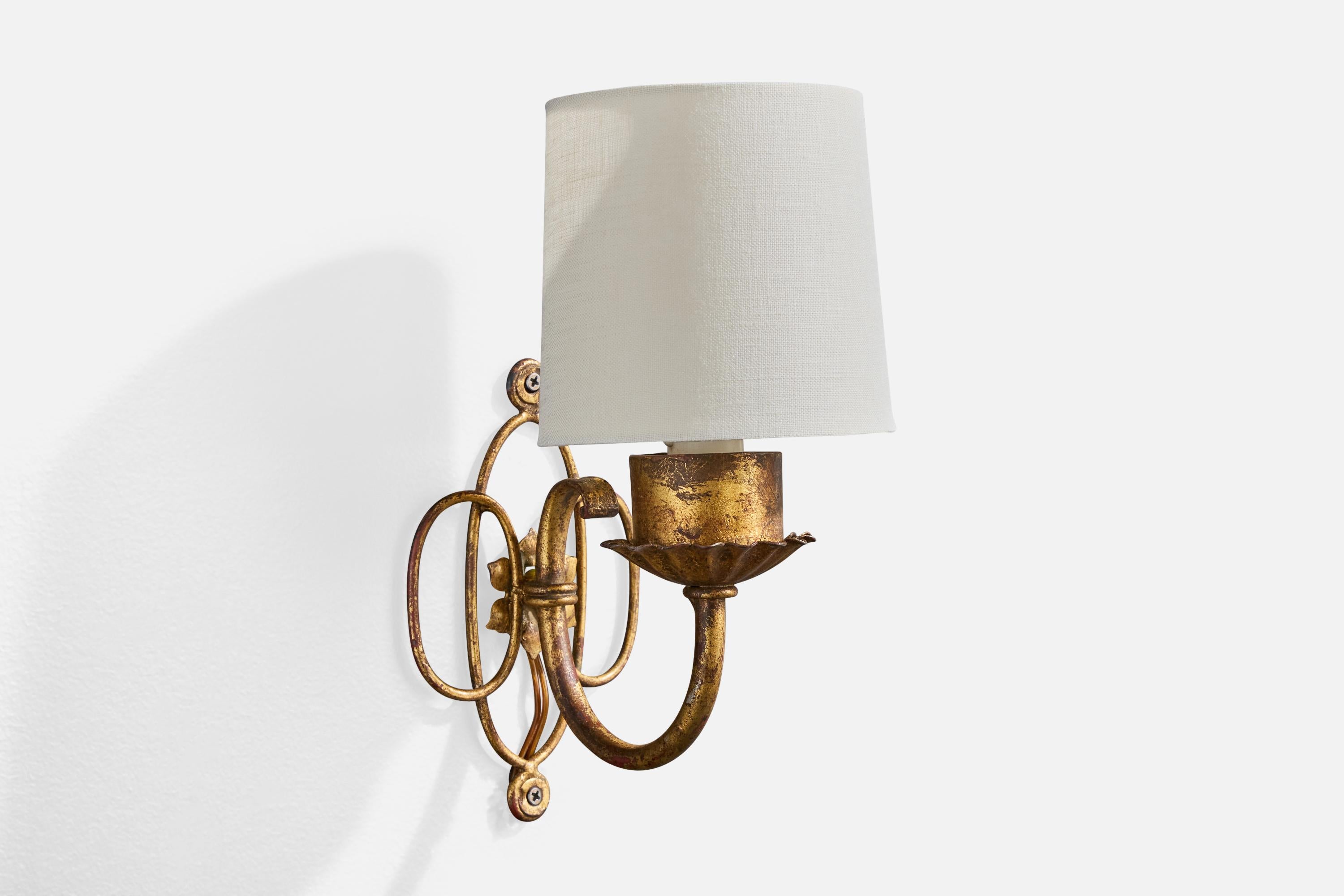 Französischer Designer, Wall Lights, Messing, Stoff, Frankreich, 1940er Jahre im Zustand „Gut“ im Angebot in High Point, NC